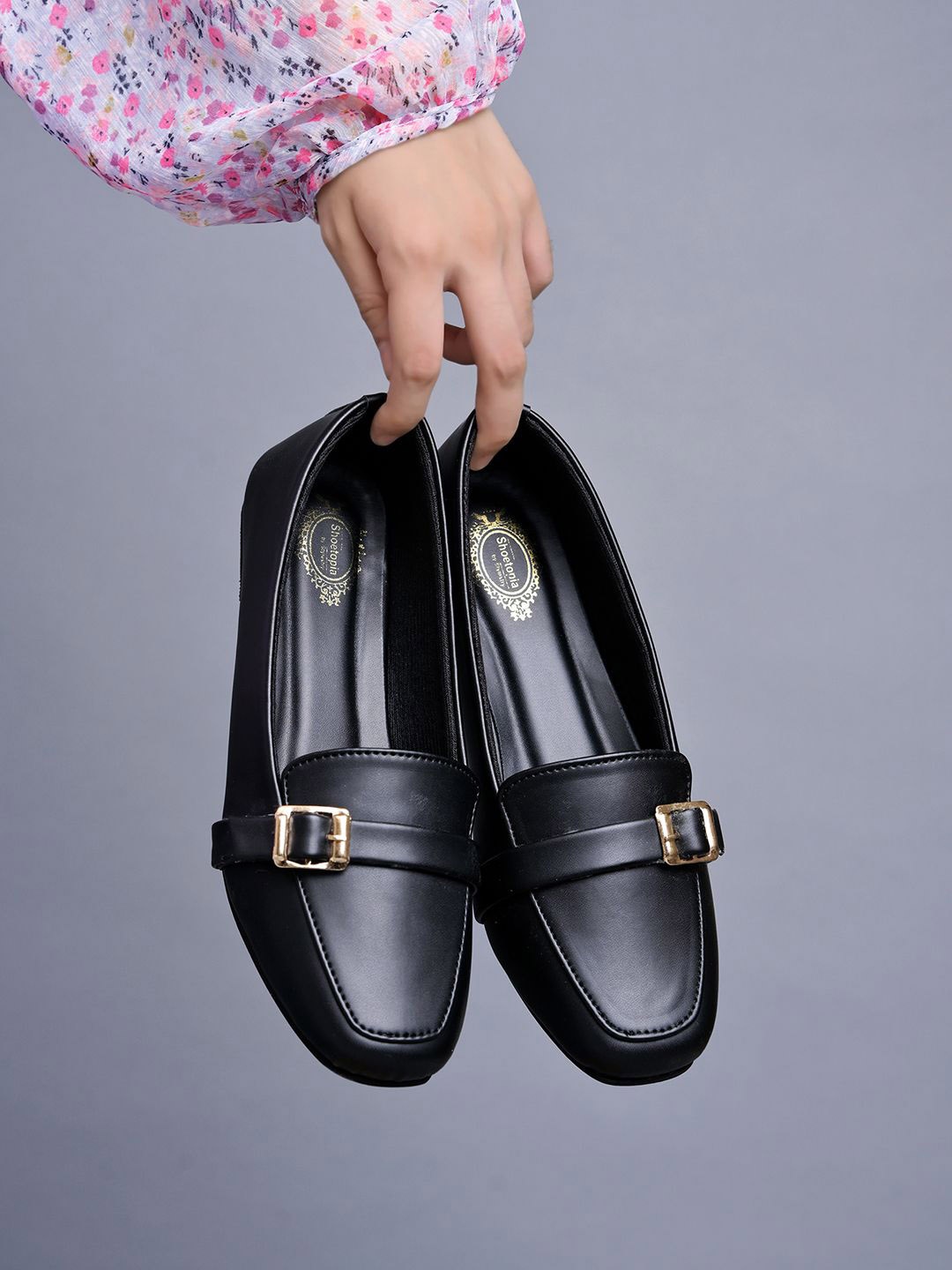 

Shoetopia Girls Ballerinas with Buckles Flats, Black