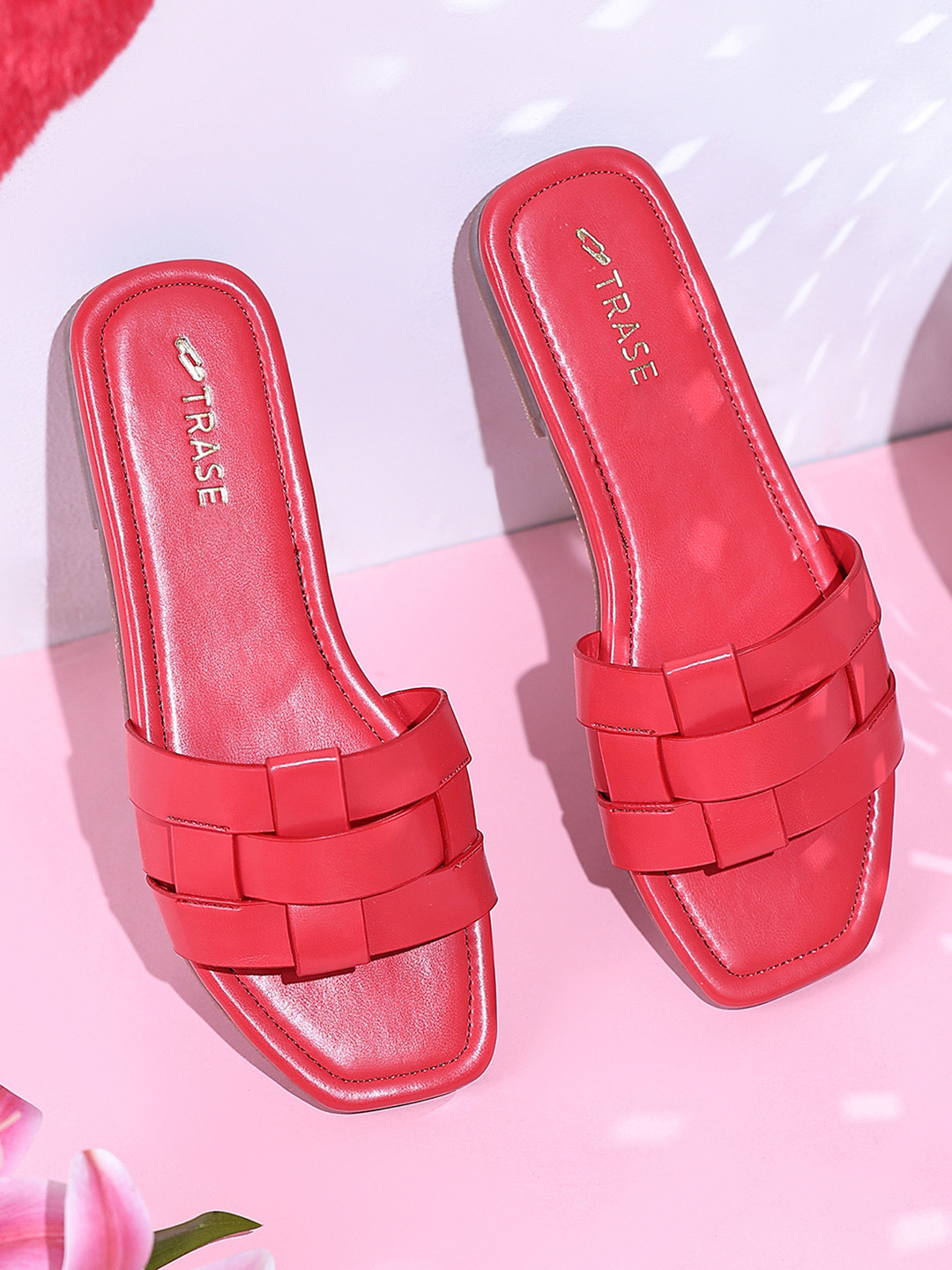 

TRASE Women Open Toe Flats, Red