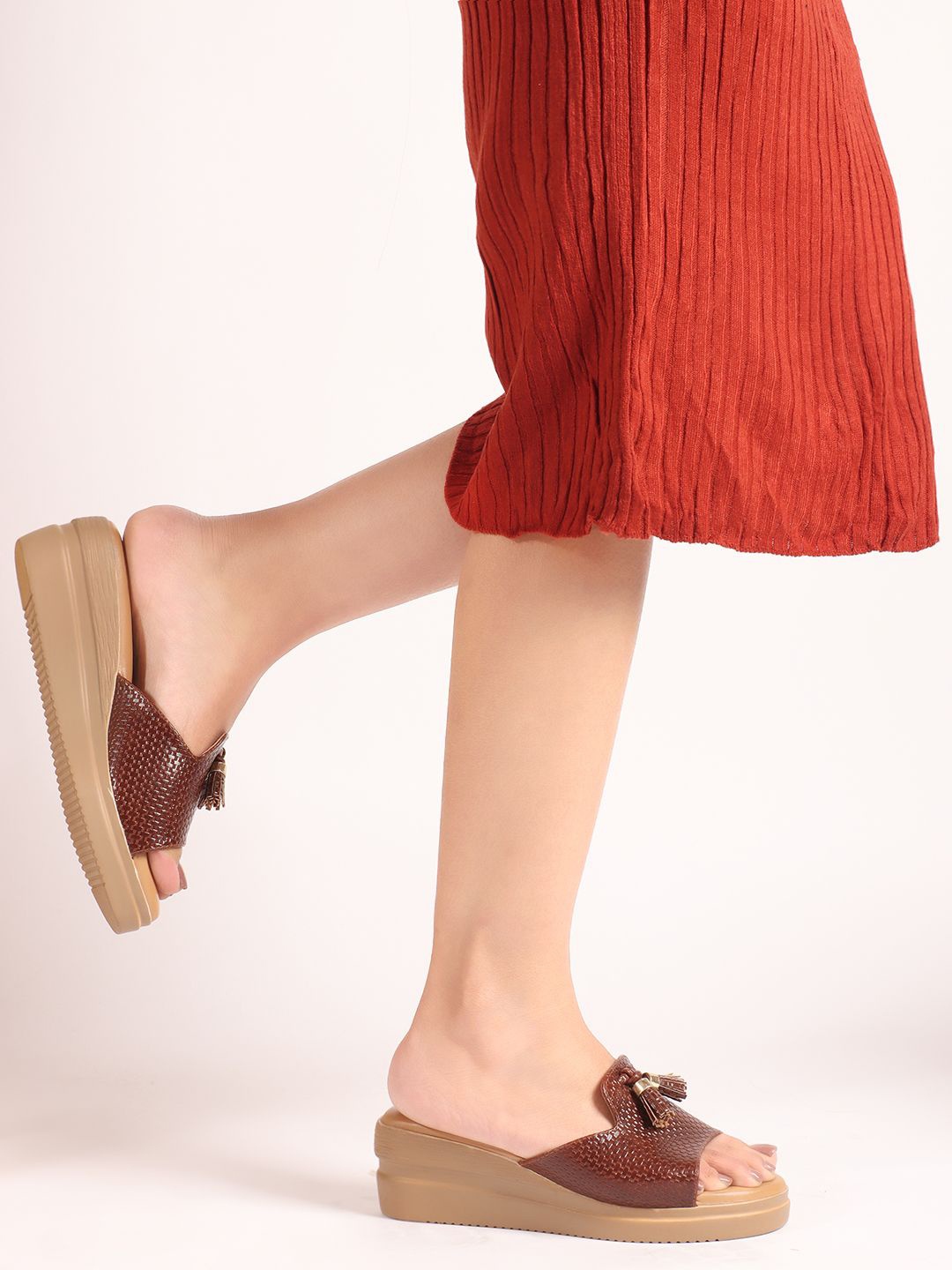 

Carlton London Textured Wedge Sandals with Tassels, Brown