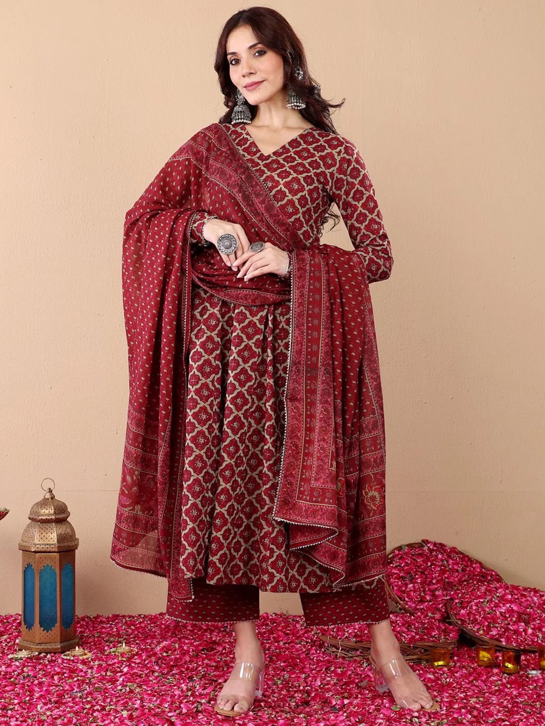 

KALINI Ethnic Motifs Printed V-Neck Anarkali Kurta With Trousers And Dupatta, Red