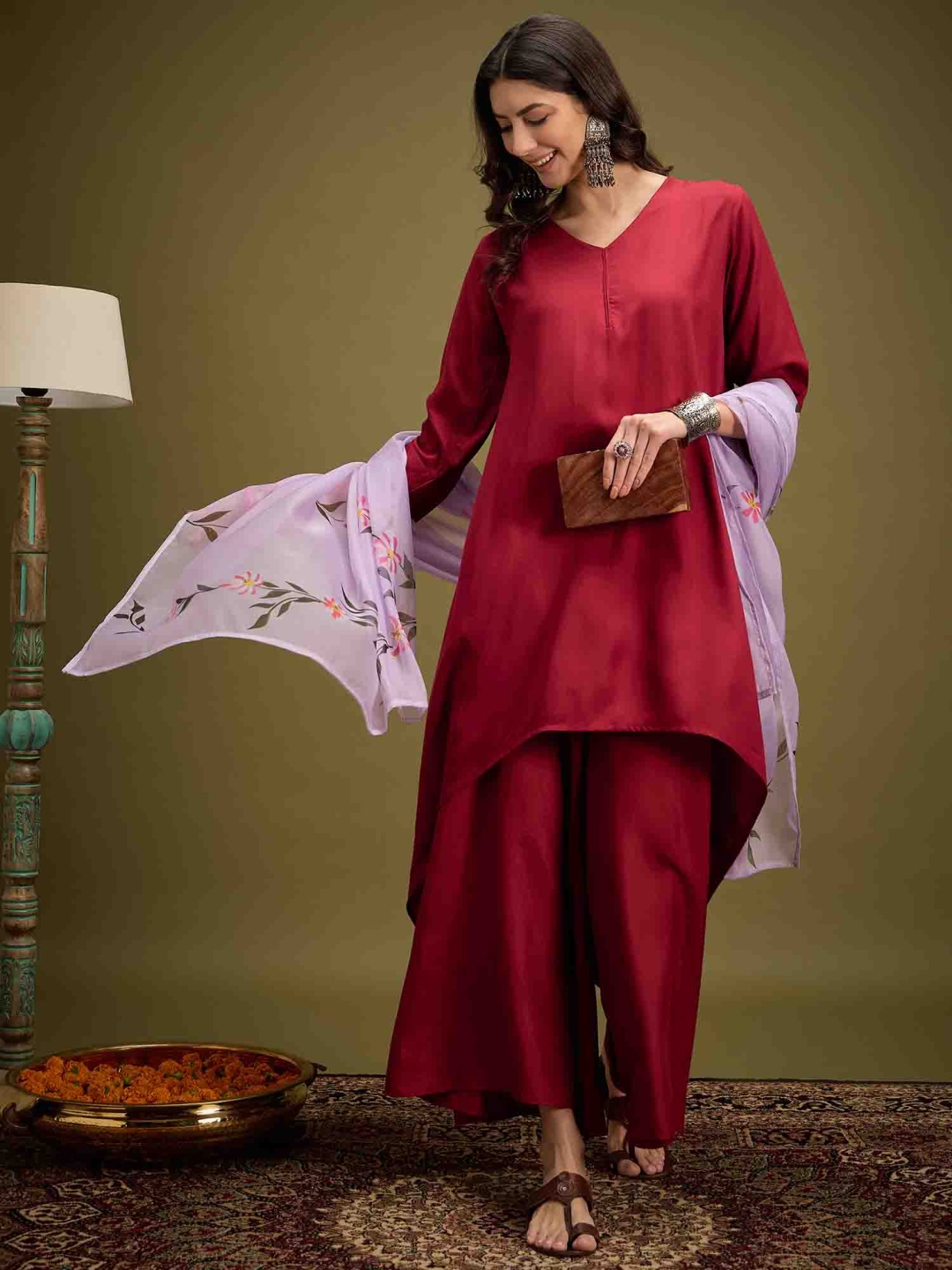 

InWeave Women Regular Kurta with Palazzos & With Dupatta, Maroon