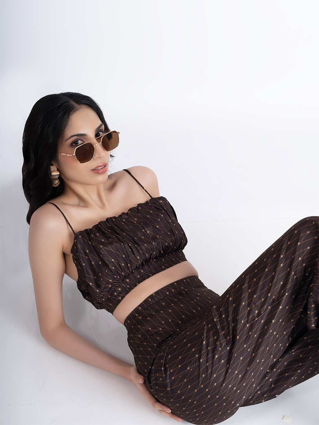

Matsze Chaotic Couple Geometric Printed Shoulder Straps Crop Top With Trousers, Brown