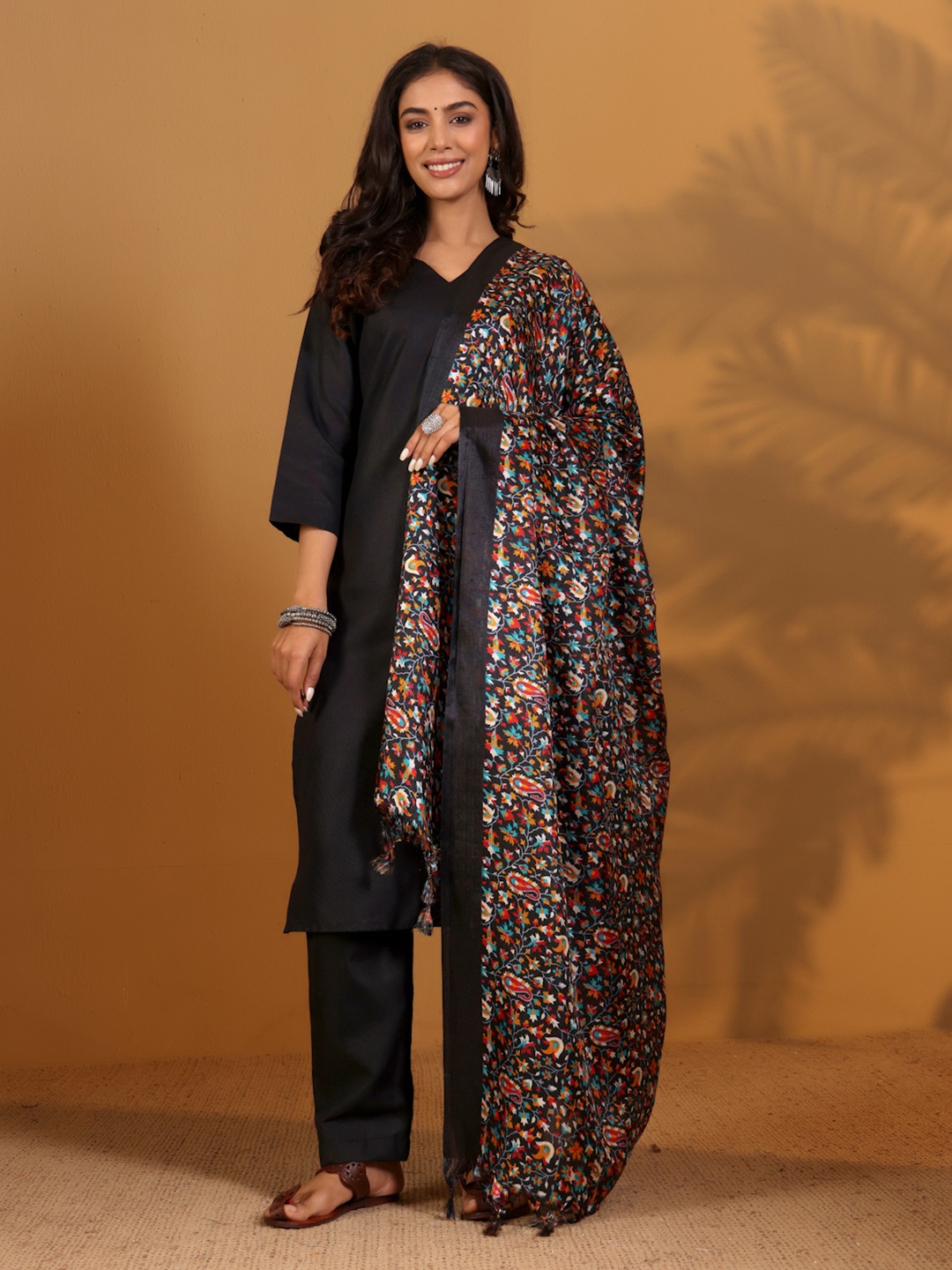 Varanga V-Neck Straight Kurta With Trousers And Dupatta, Black