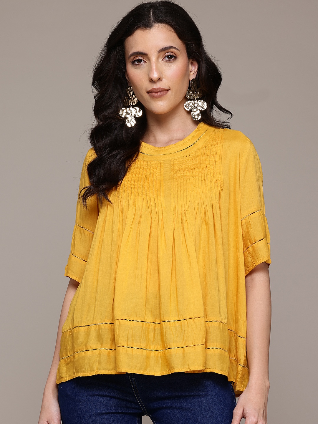 

Label Ritu Kumar Pleated Top with Lace Insert Details, Yellow