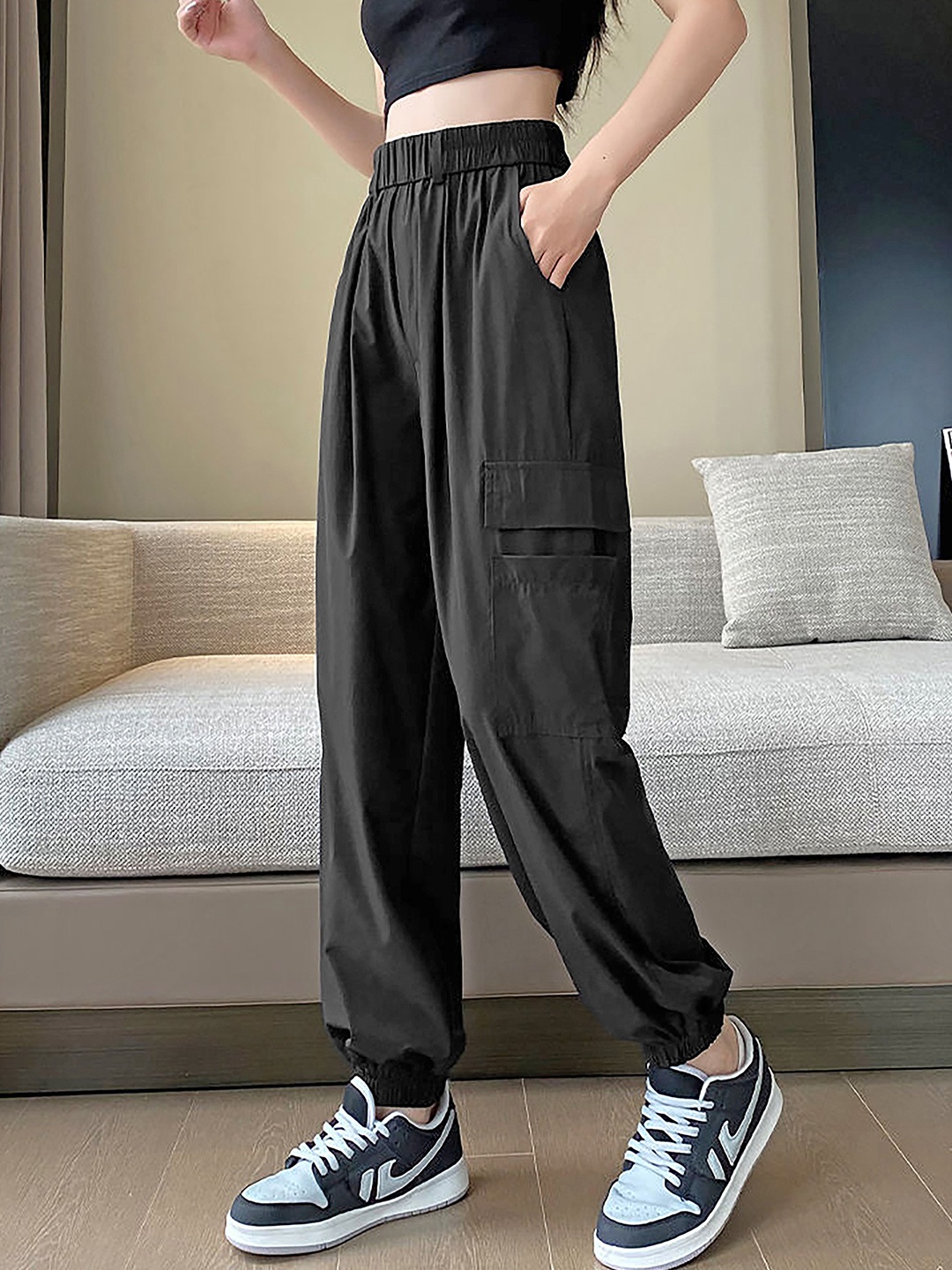 

FLOREOS Women Comfort Loose Fit Easy Wash Cargos Trousers, Black
