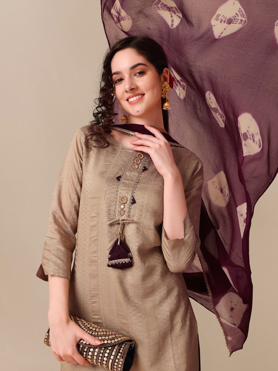 

DIVASTRI Self Design Round Neck Straight Kurta With Trousers And Dupatta, Beige