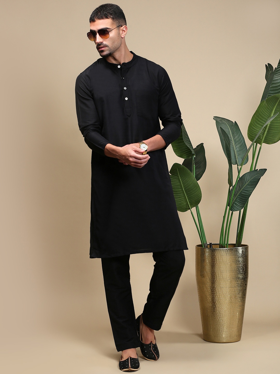 

WHITE HEART Jacquard Mandarin Collar Straight Kurta, Black