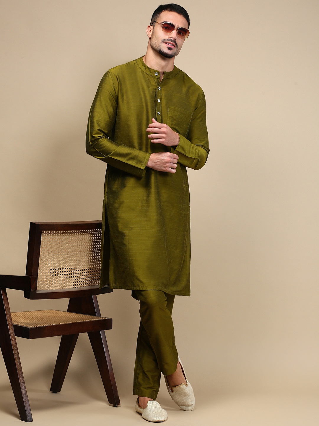 

WHITE HEART Jacquard Mandarin Collar Straight Kurta, Green