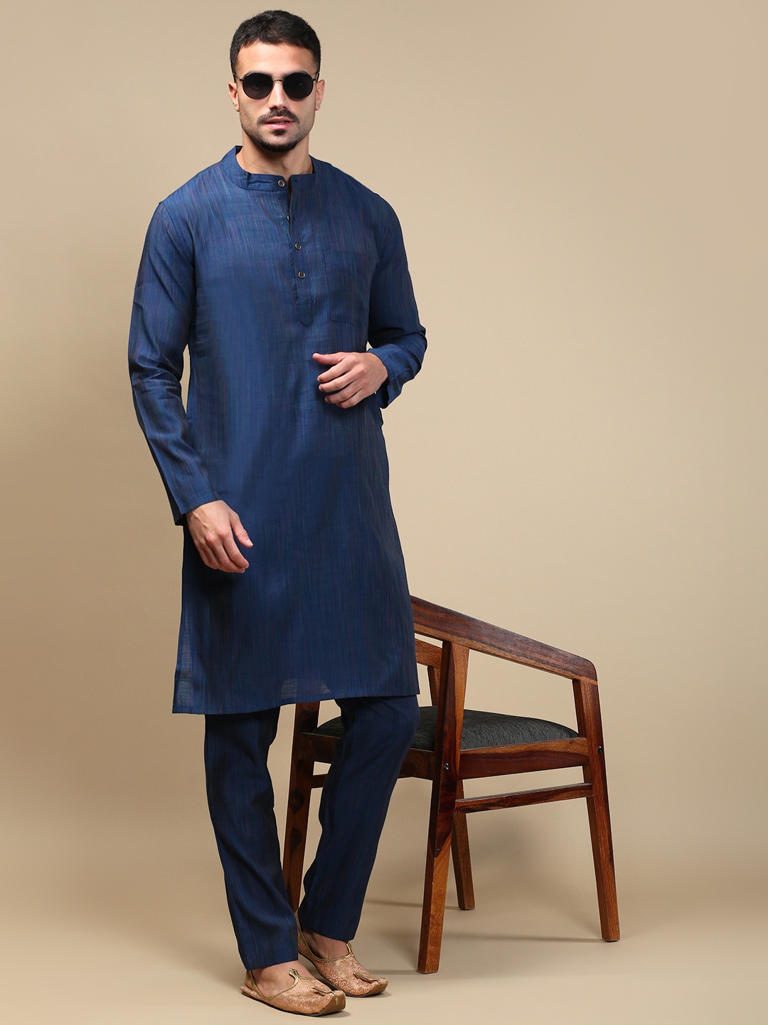

WHITE HEART Band Collar Jacquard Straight Kurta, Navy blue