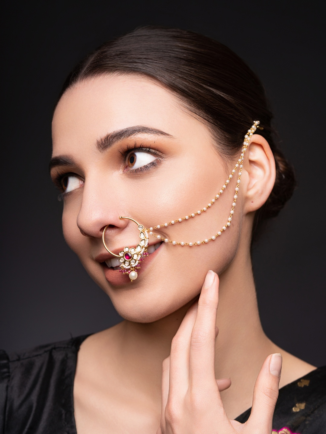 

PANASH Gold-Plated Cubic Zirconia Chained Nosepin