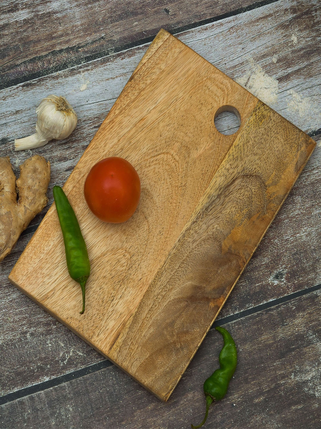 

oggn Brown & Grey Natural Mango Wood Center Hole Chopping Board