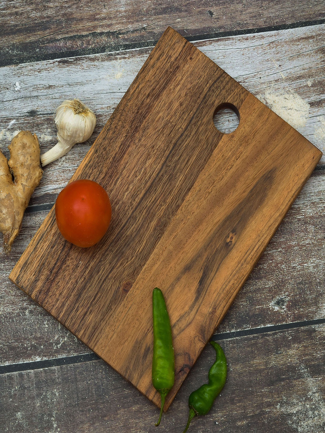 

oggn Brown Natural Acacia Wood Center Hole Chopping Board