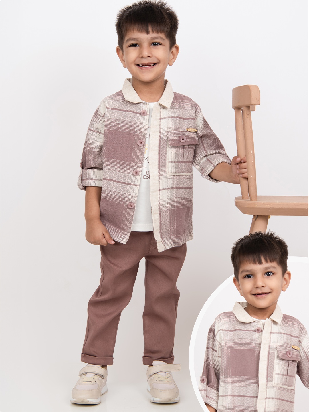 

LITTLE COLLARS Boys Checked Shirt Collar Pure Cotton Shirt With T-Shirt & Trousers, Brown