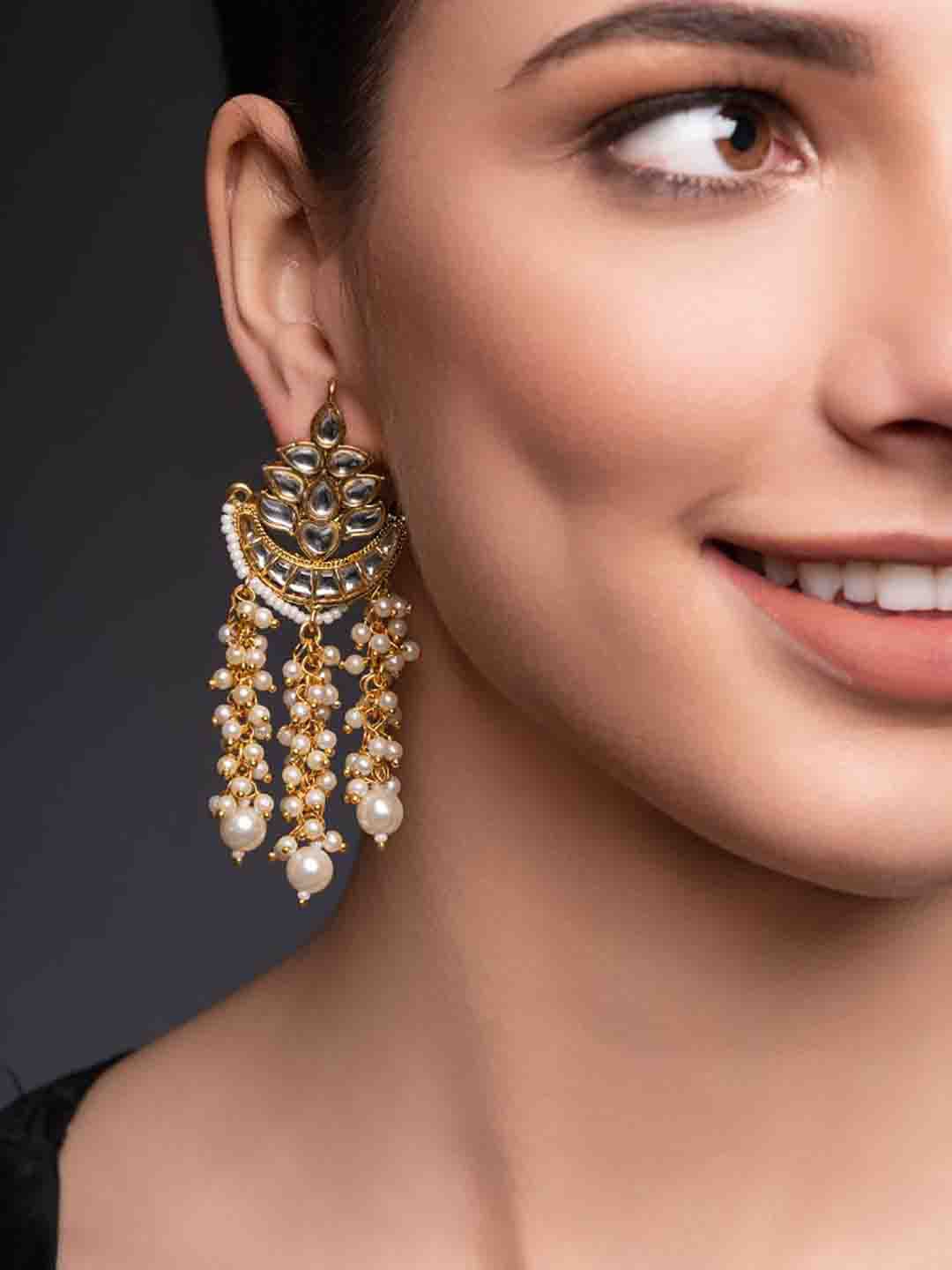 

PANASH Gold-Plated Artificial Stones Studded & Beaded Contemporary Shaped Drop Earrings