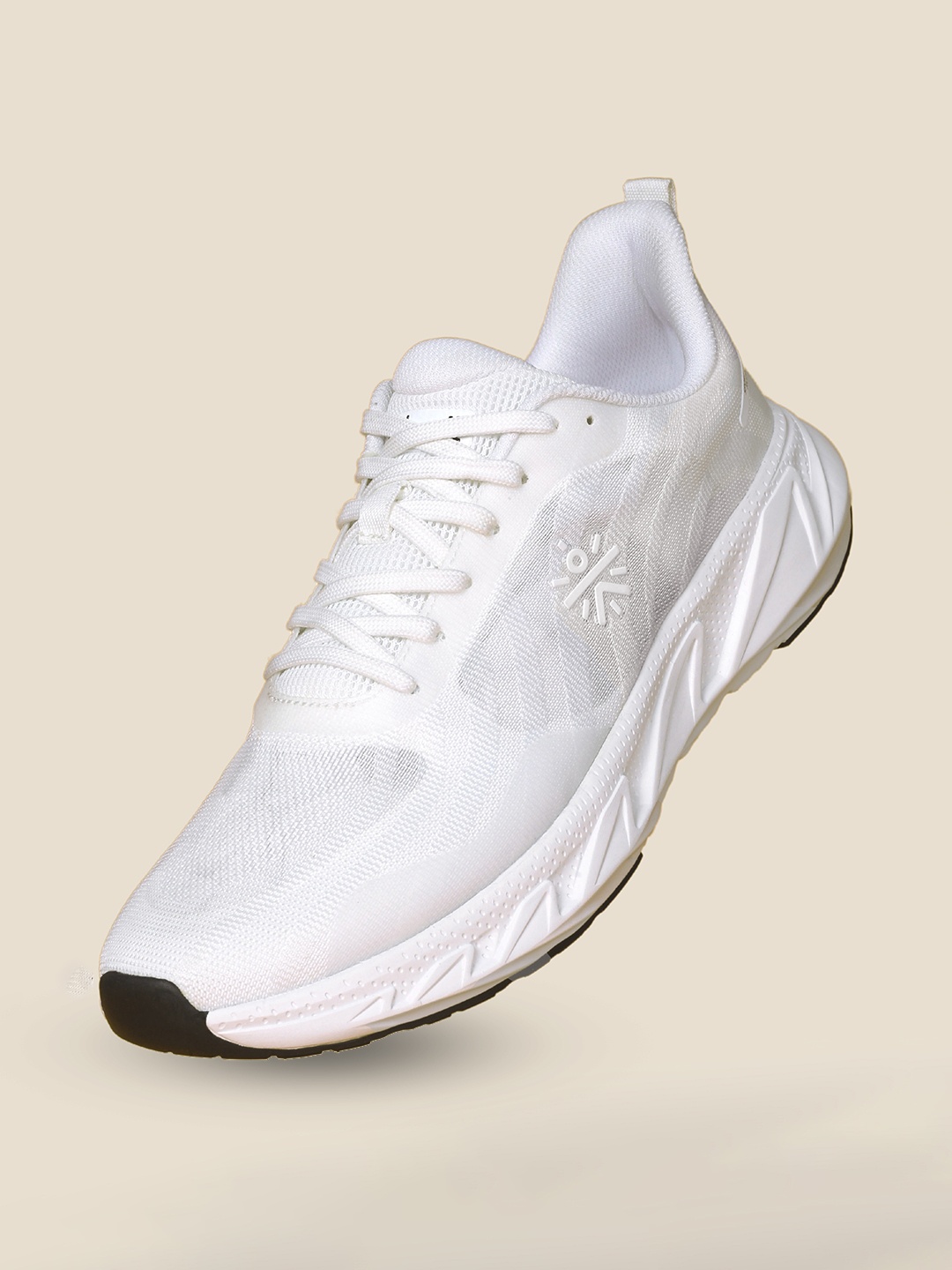 

CULT Men White Stride Pulse Running Shoes