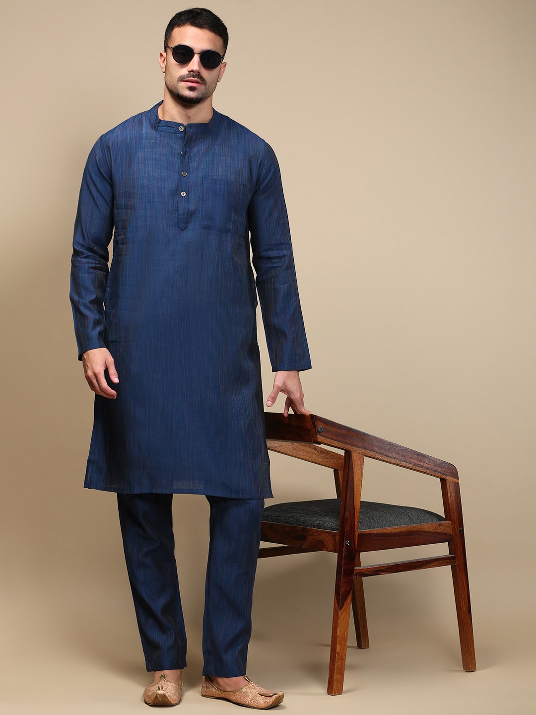 

WHITE HEART Striped Woven Design Band Collar Straight Kurta With Pyjama, Navy blue