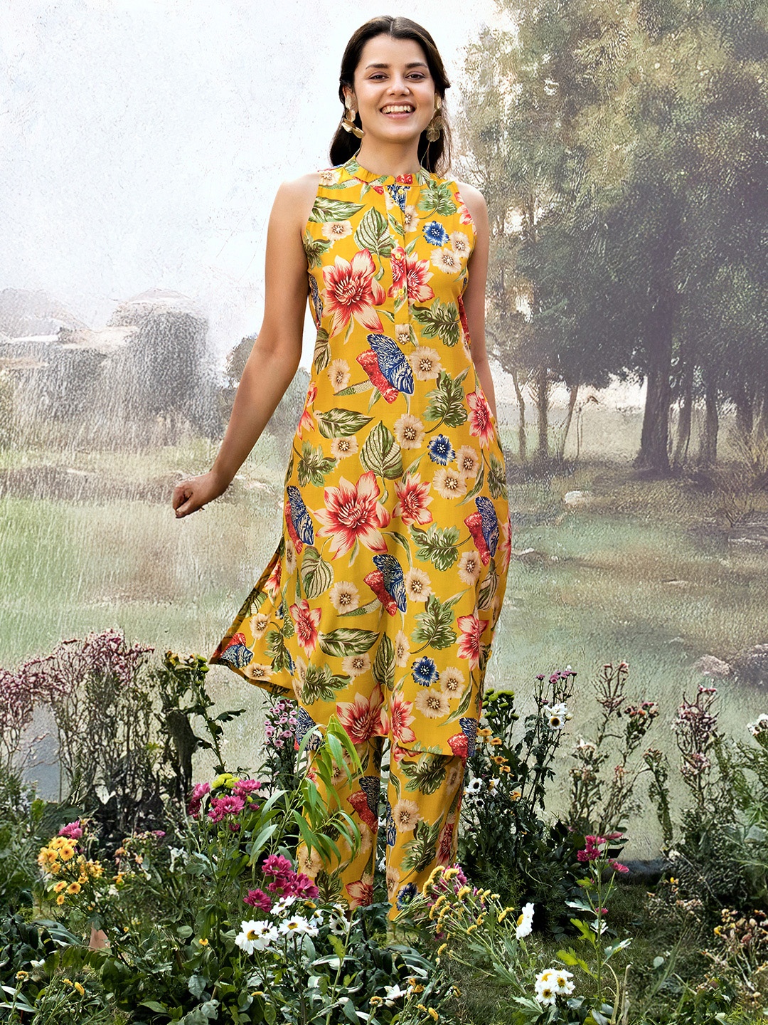 

Libas Floral Printed Mandarin Collar Sleeveless Straight Kurta With Trouser, Mustard