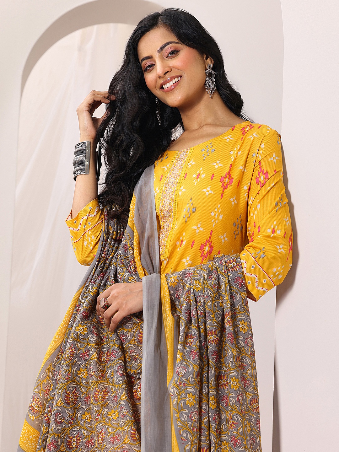 

Libas Ethnic Motifs Printed Round Neck Straight Kurta with Trousers & Dupatta, Mustard