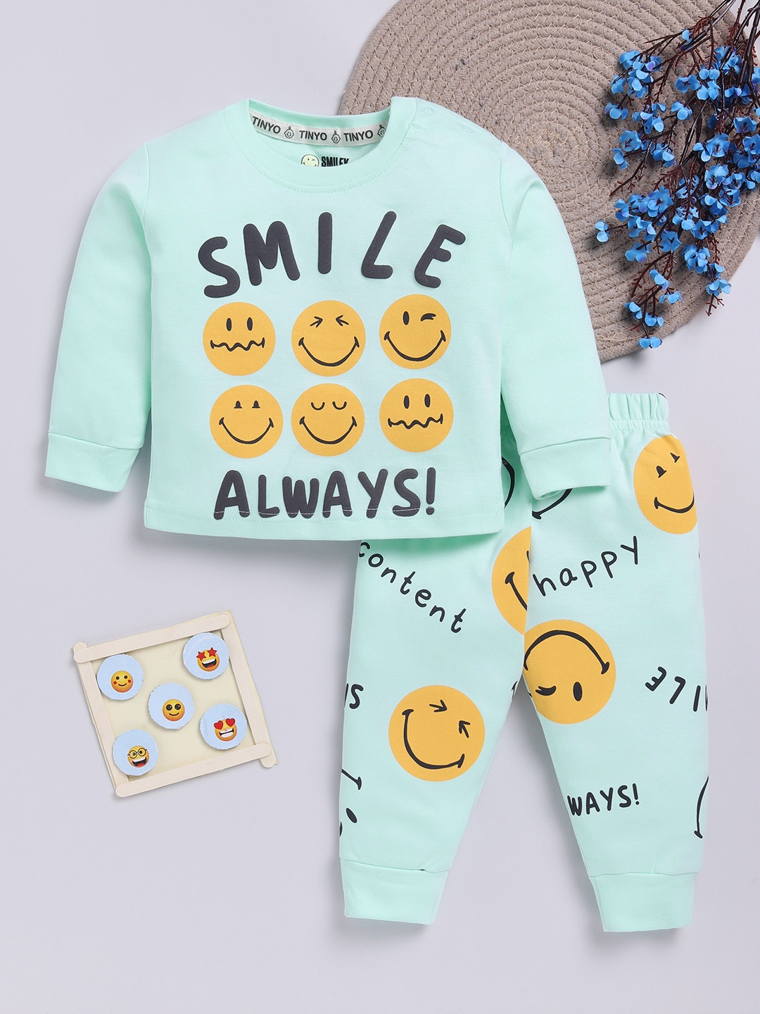 

YK X Tinyo Boys Printed T-shirt And Joggers, Green