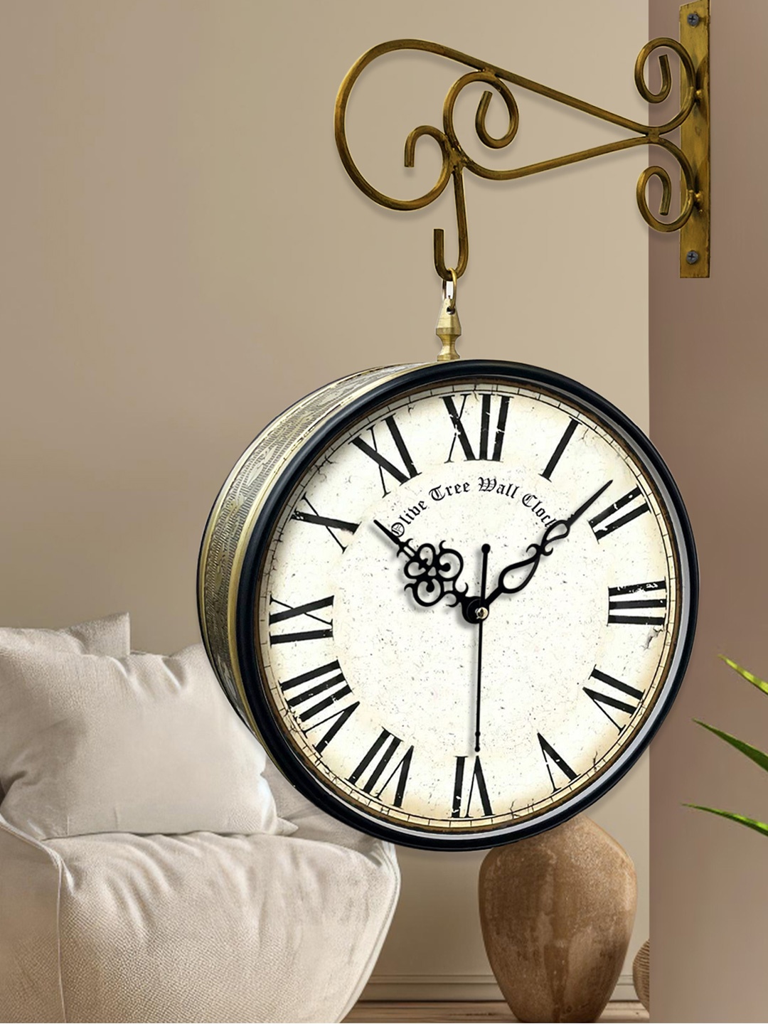

OLIVE TREE Gold-Toned & White Vintage Wall Clock