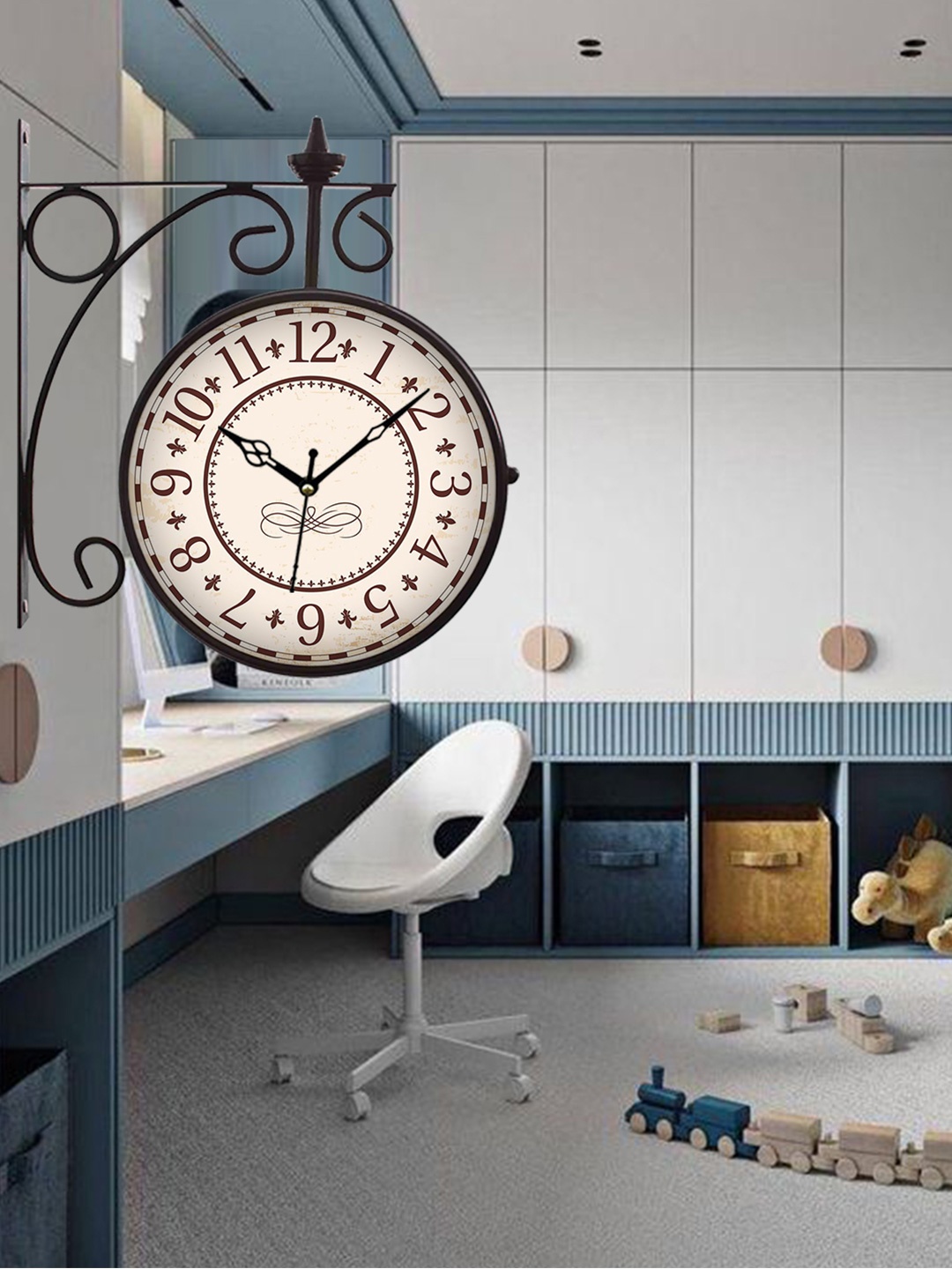 

OLIVE TREE Black Printed Analogue Metal Round Double Sided Vintage Station Wall Clock