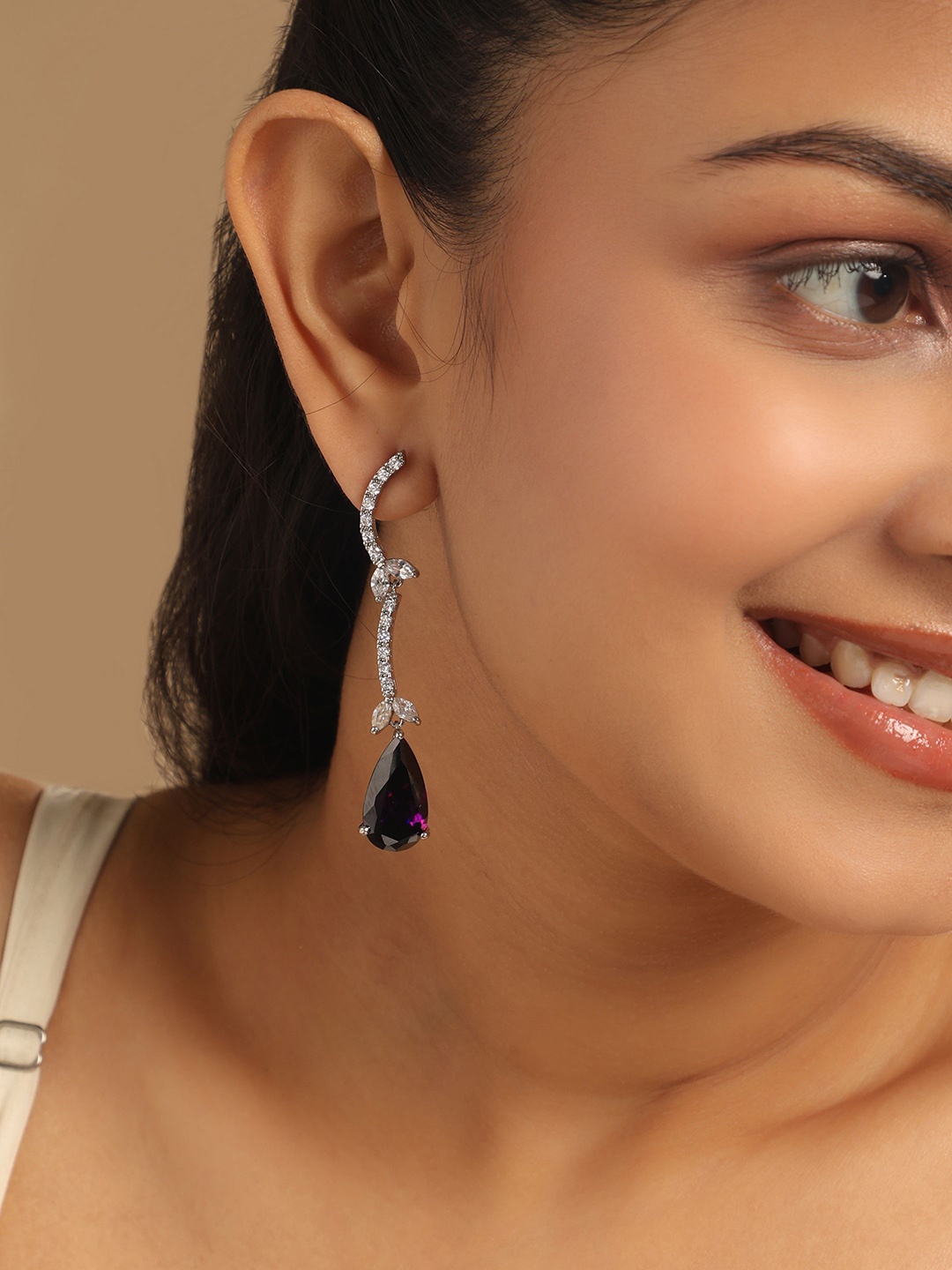 

Yinara Rhodium-Plated Cubic Zirconia Studded Contemporary Drop Earrings, Silver