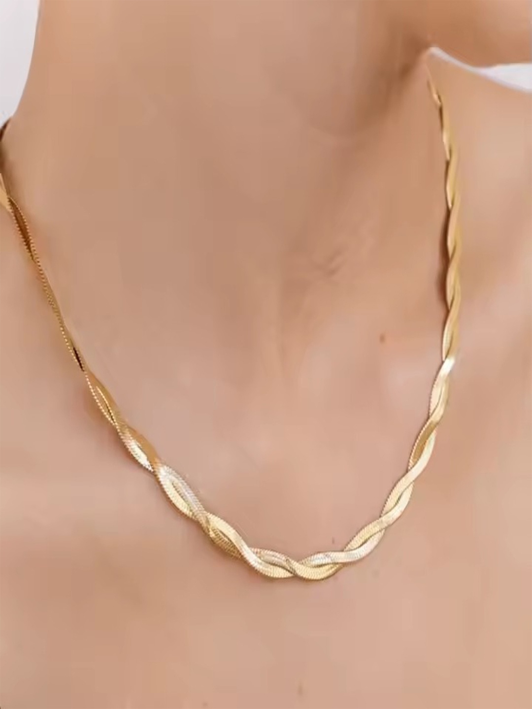 

Zaisha 18K Gold Plated Herringbone Cross Chain Necklace