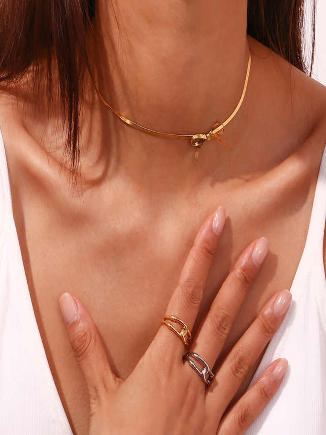 

Zaisha 18K Gold Plated Bow Chain Necklace