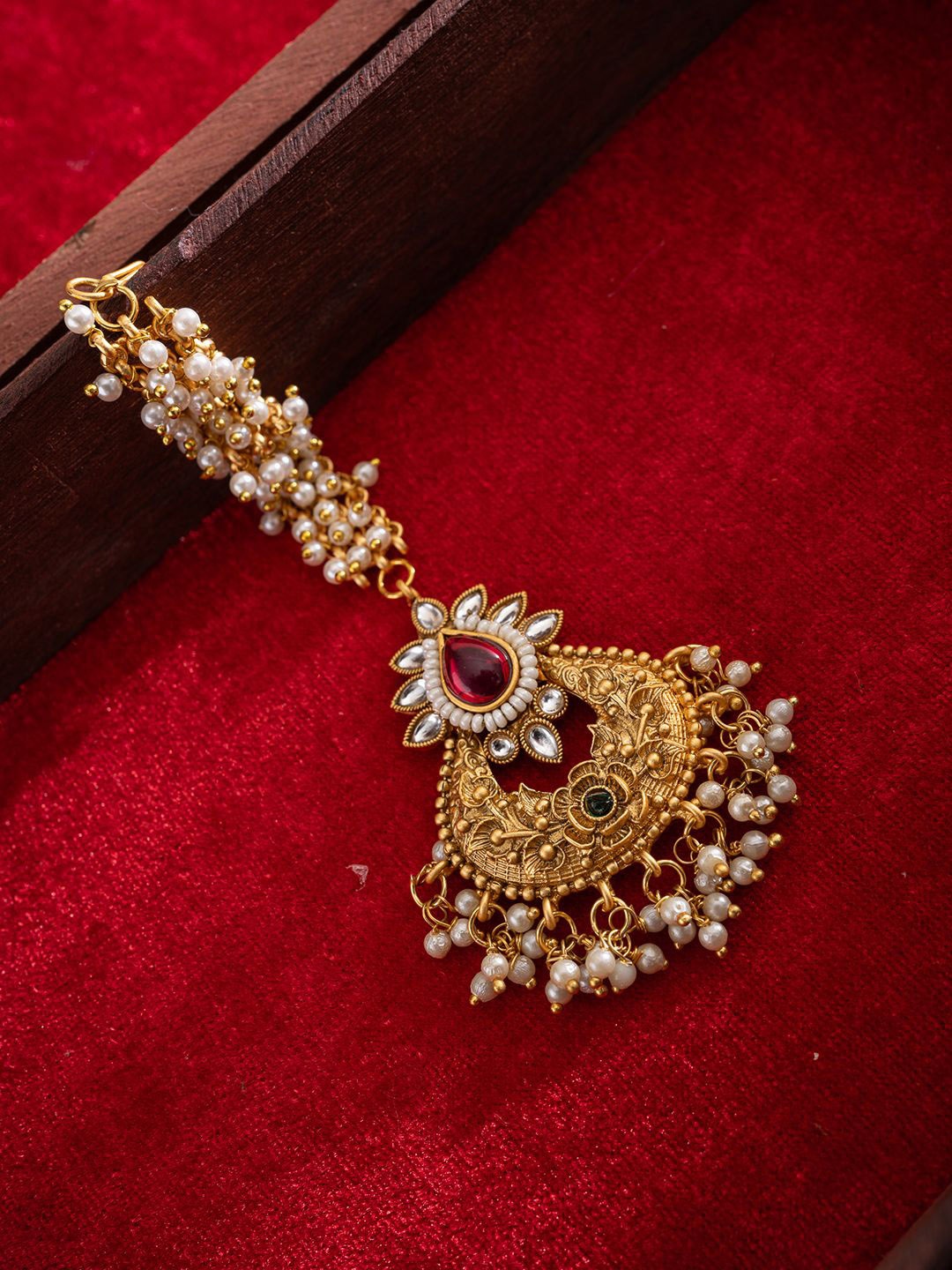 

PANASH Gold-Plated Kundan Studded & Pearls Beaded Maang Tikka