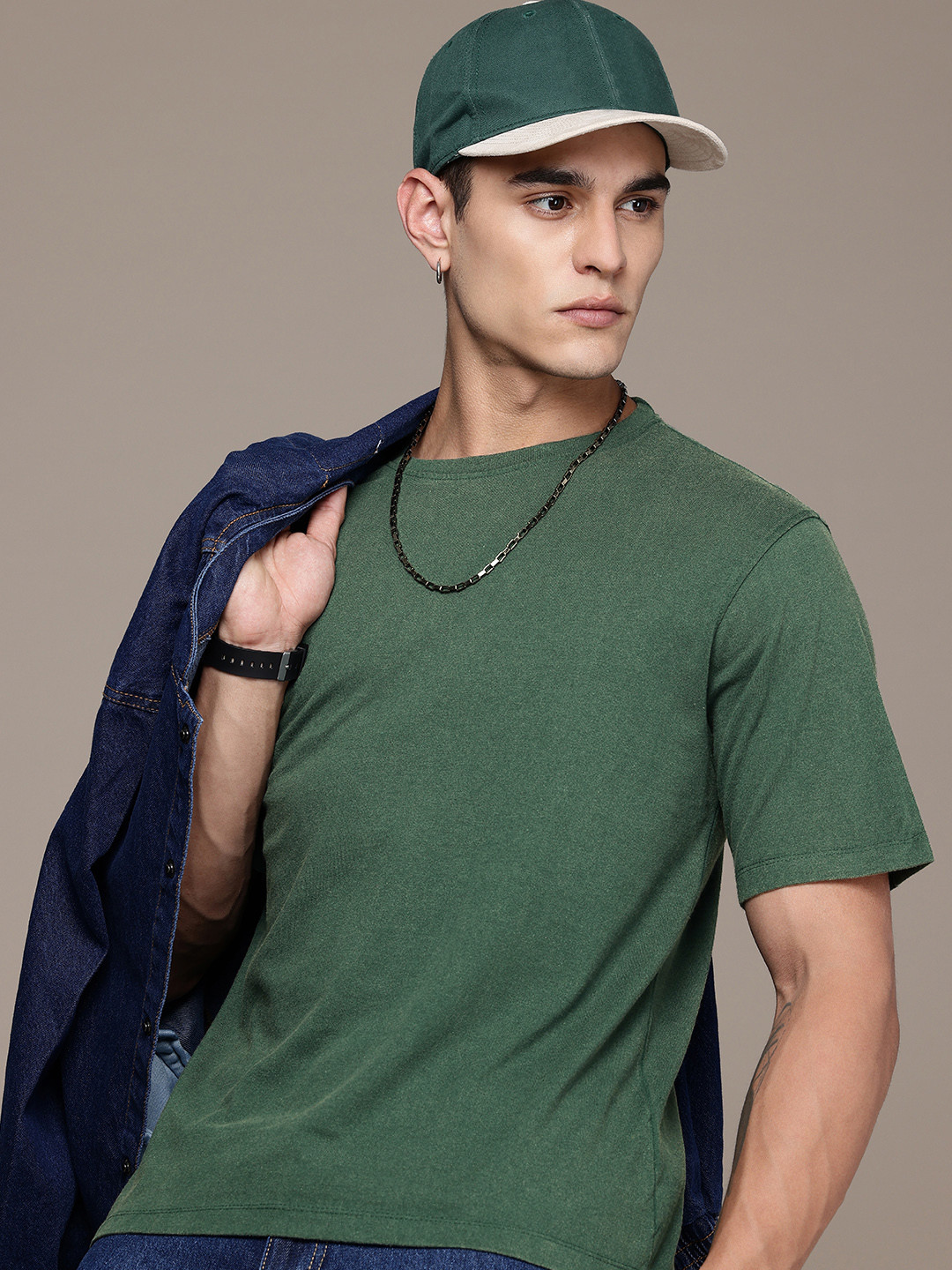 

R.Code by The Roadster Life Co. Solid Acid Washed Relaxed Fit T-shirt, Green
