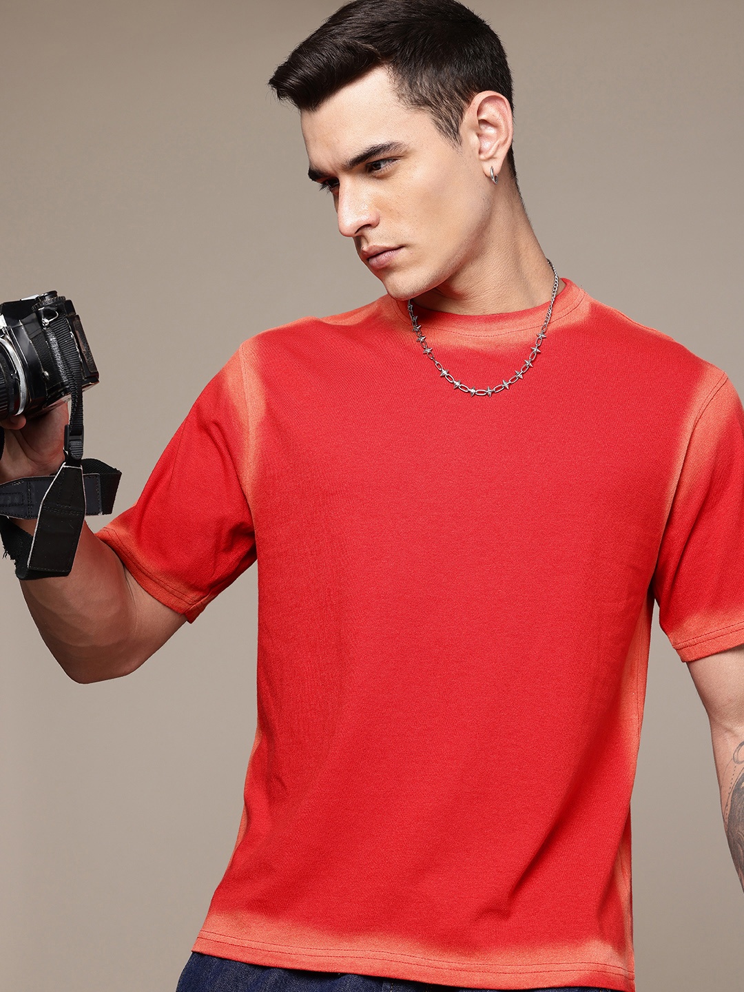

R.Code by The Roadster Life Co. Tie and Dye Printed Relaxed Fit T-shirt, Red