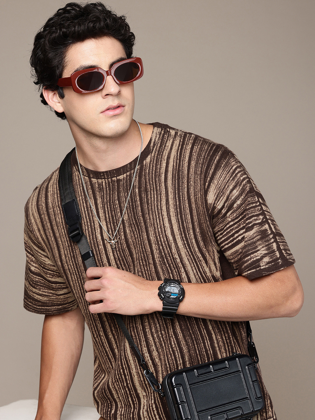

R.Code by The Roadster Life Co. Men Tie and Dye Stripes Printed Relaxed Fit T-shirt, Coffee brown
