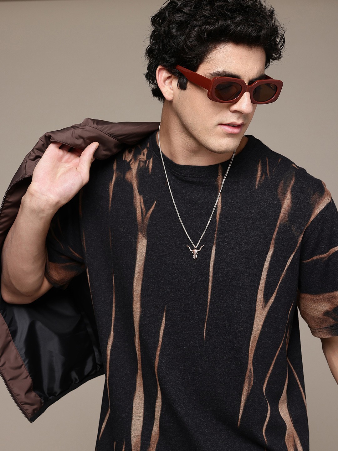 

R.Code by The Roadster Life Co. Men Tie and Dye Printed Relaxed Fit T-shirt, Charcoal