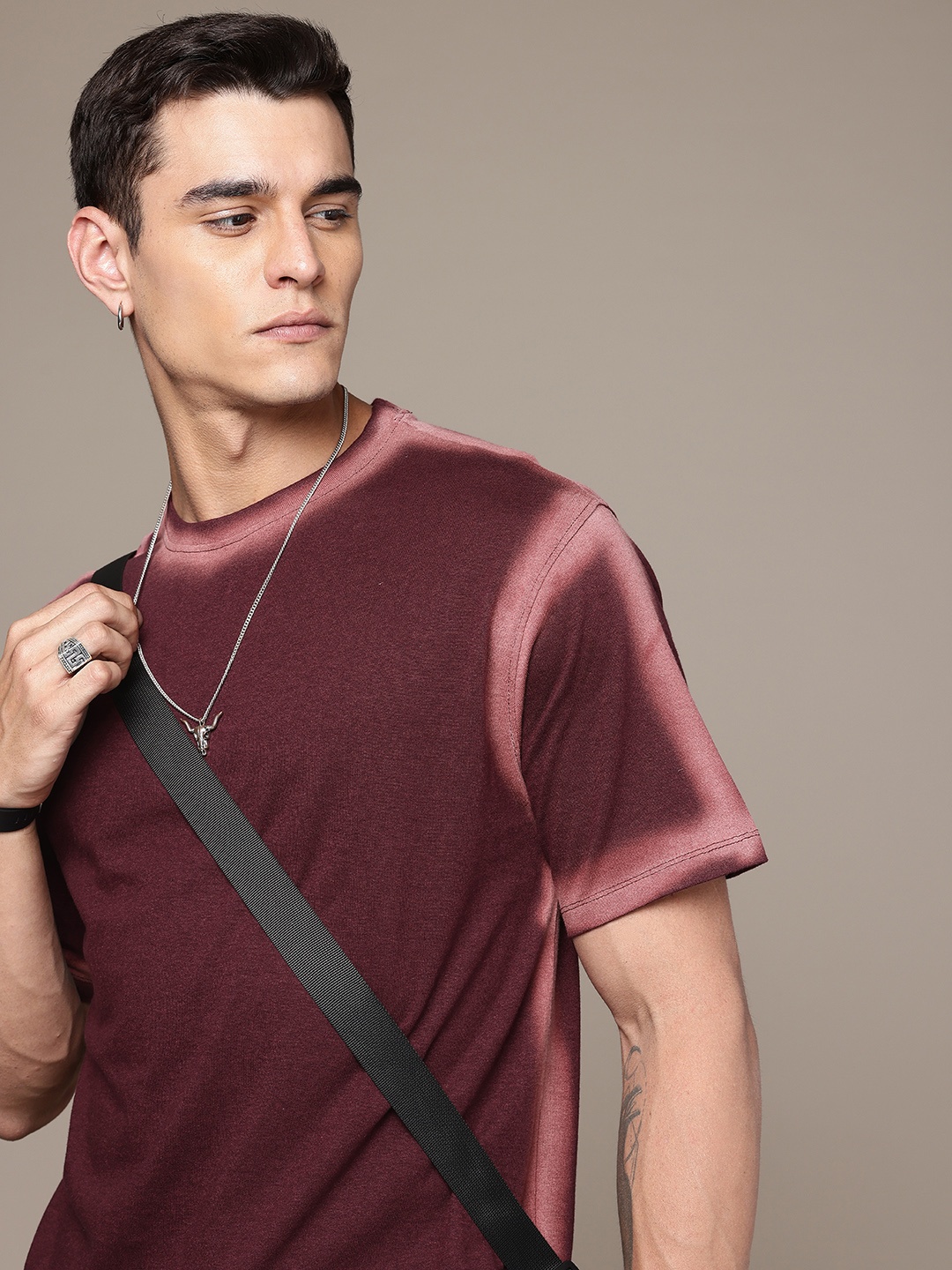 

R.Code by The Roadster Life Co. Tie and Dye Printed Relaxed Fit T-shirt, Burgundy