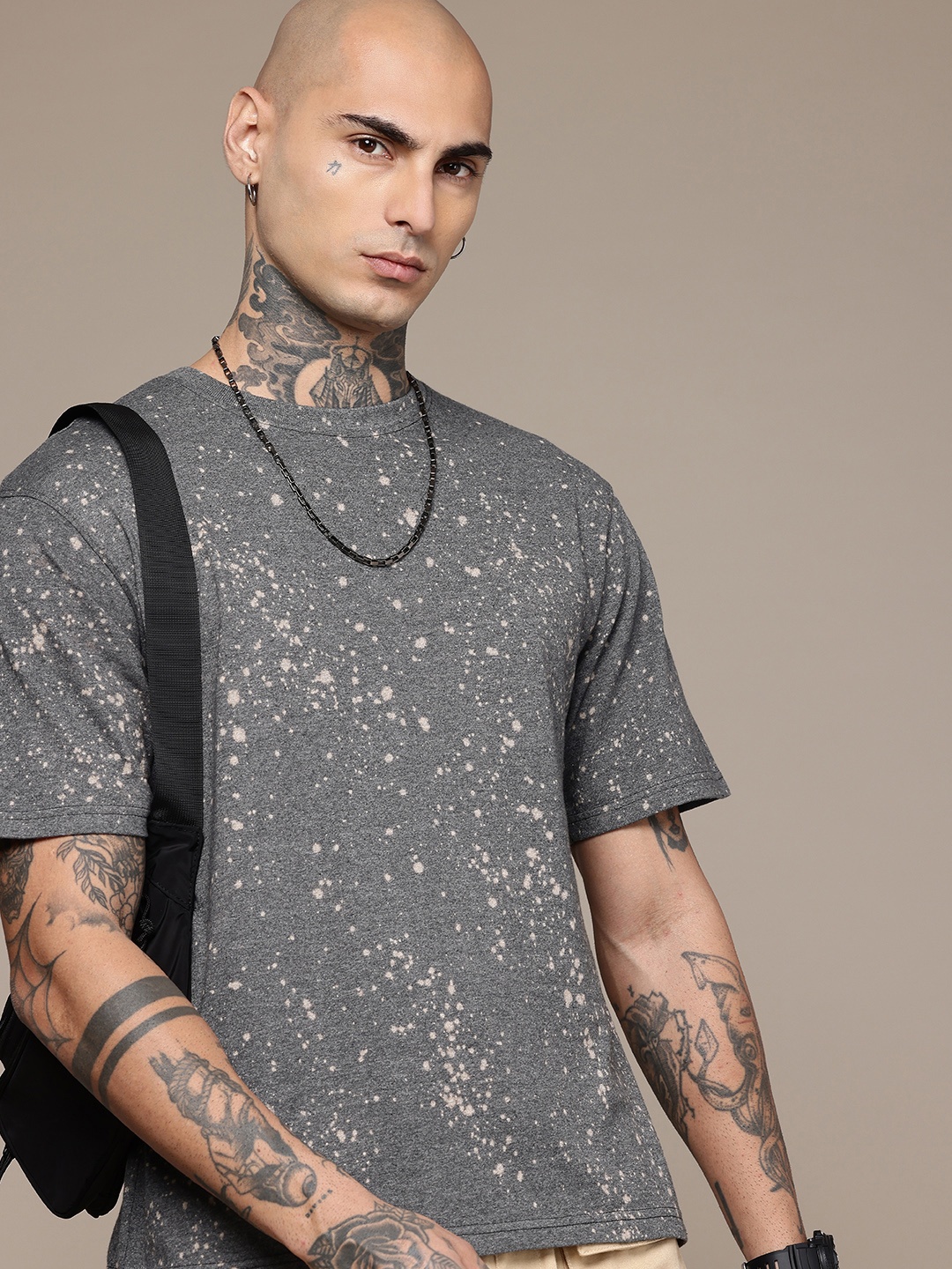 

R.Code by The Roadster Life Co. Tie and Dye Printed Relaxed Fit T-shirt, Grey
