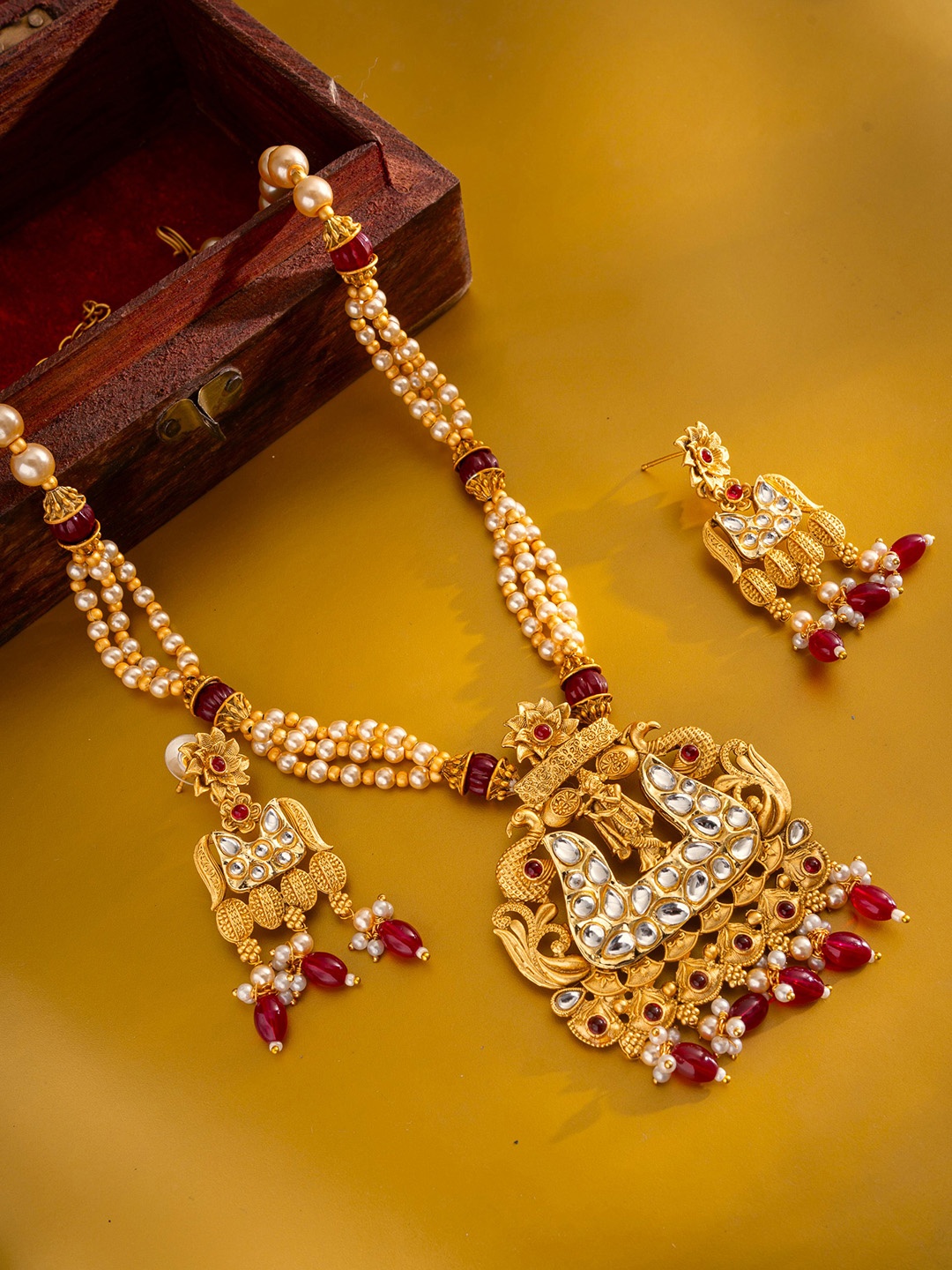 

PANASH Gold-Plated Cubic Zirconia Jewellery Set