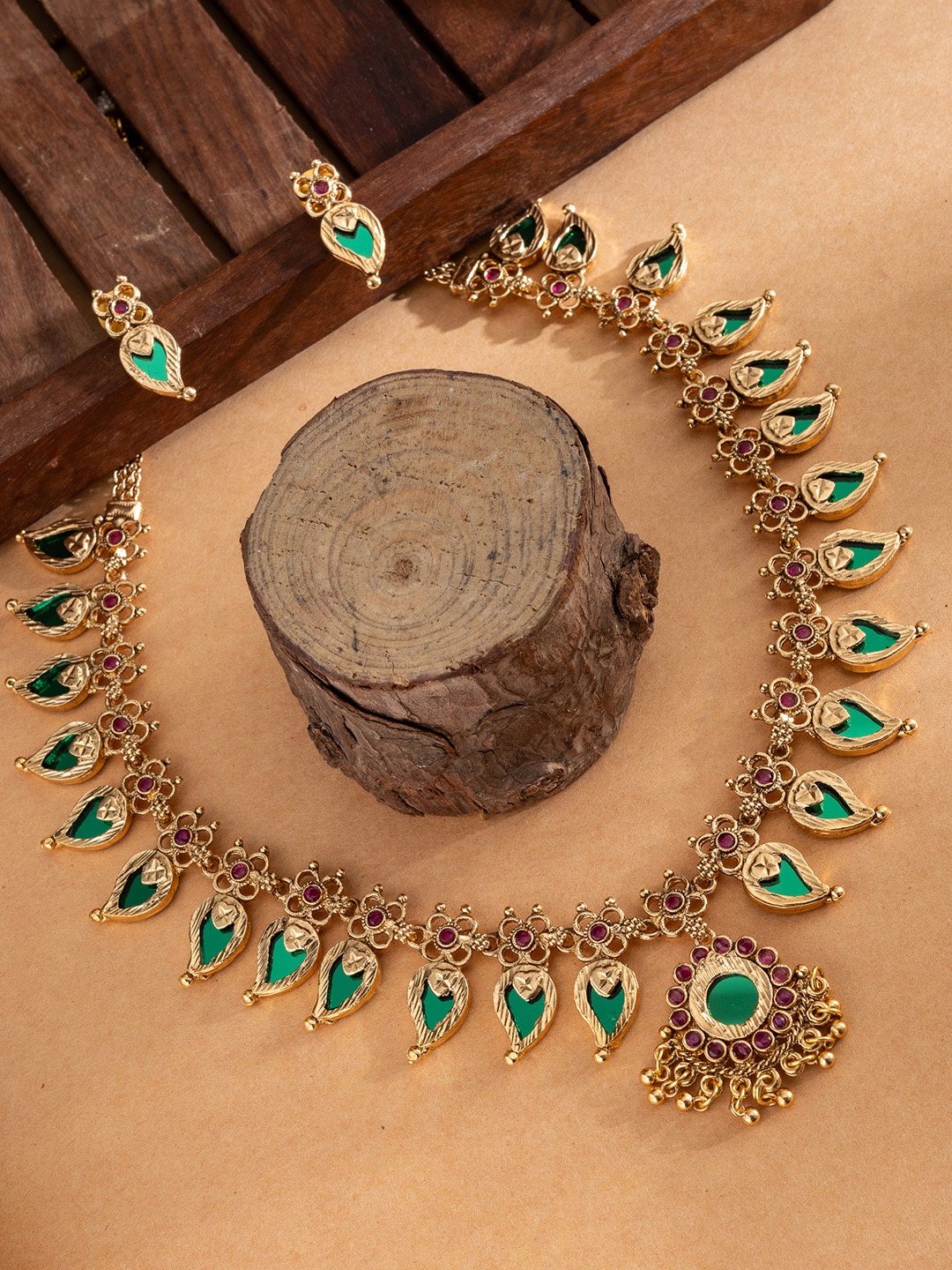 

PANASH Gold-Plated Stones-Studded Jewellery Set