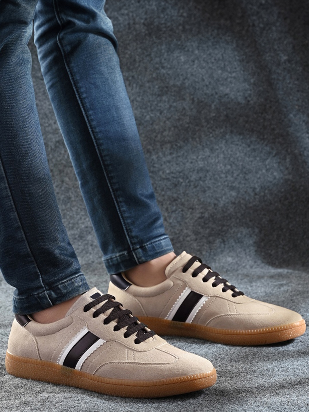 

Mast & Harbour Men Sneakers, Beige
