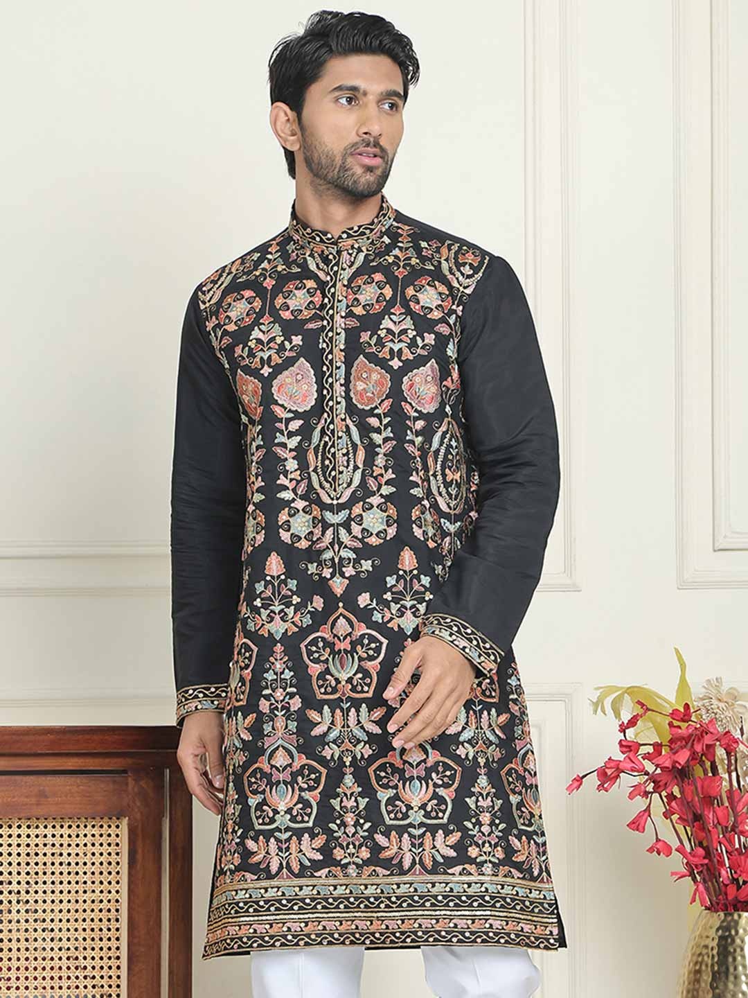 

Jompers Floral Embroidered Mandarin Collar Silk Thread Work Straight Kurta, Black