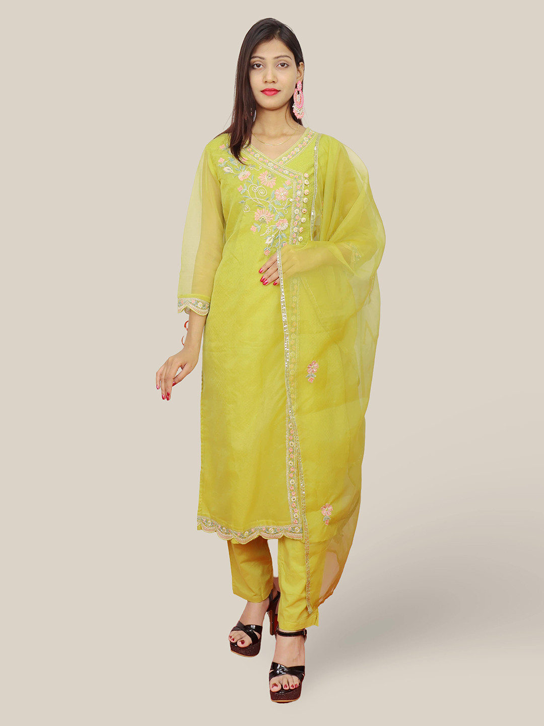 

Shreekama Floral Yoke Design V-Neck Kurta With Trouser And Dupatta, Green