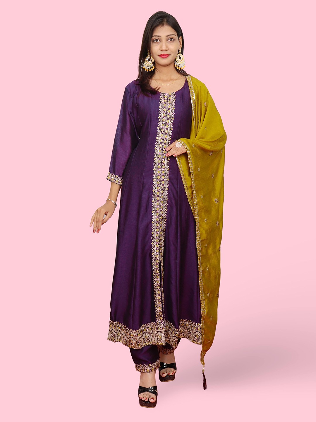 

Shreekama Sequinnce Embellished Round Neck A Line Kurta With Trousers & Dupatta, Purple