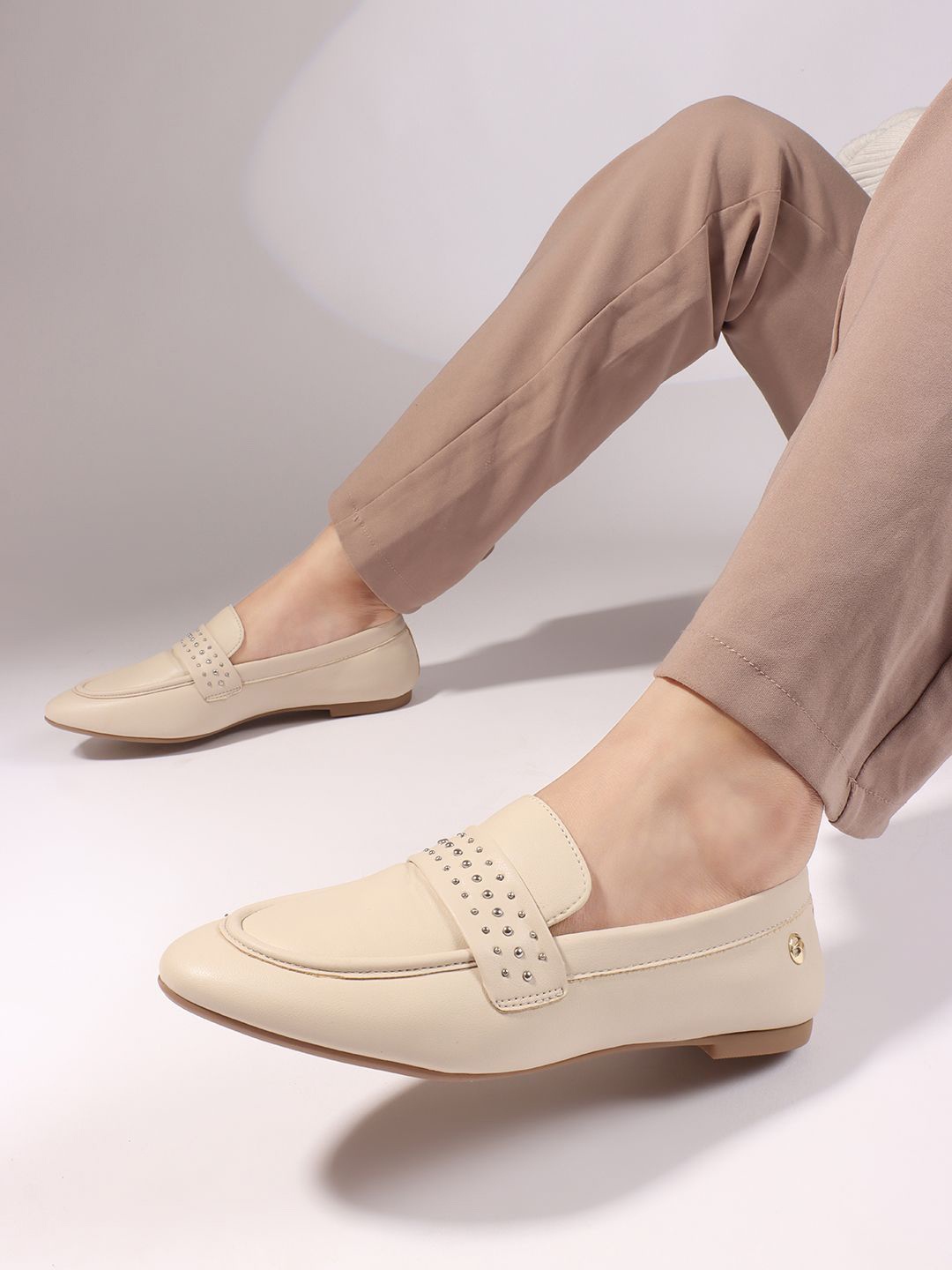 

ELLE Women Comfort Insole Lightweight Loafers, Beige