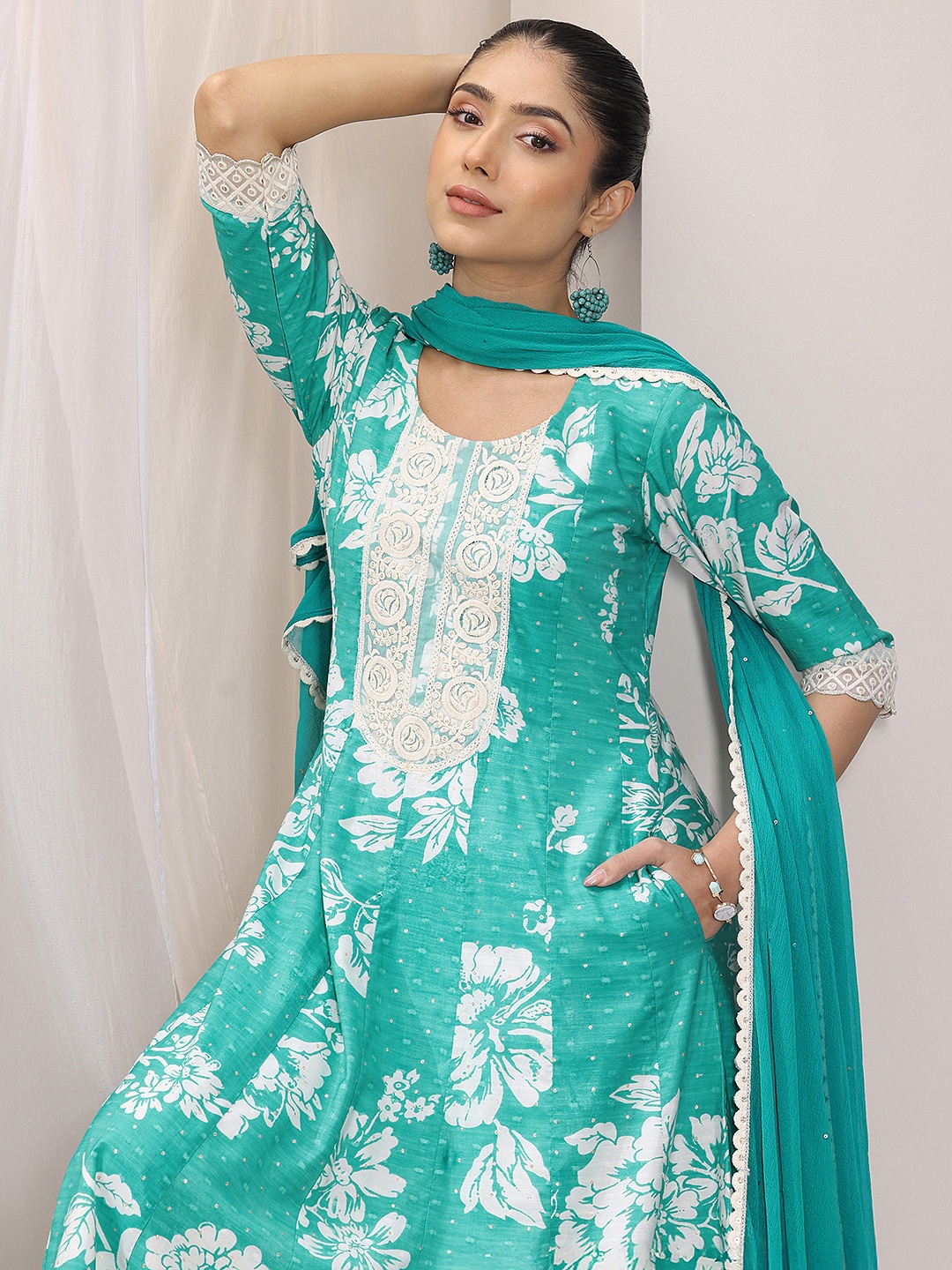 

Libas Floral Printed Round Neck Anarkali Kurta With Trousers And Dupatta, Blue