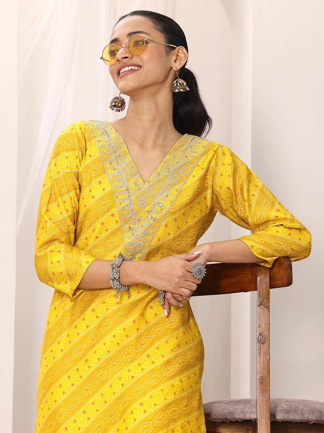 

Libas Bandhani Sequinned V-Neck Straight Kurta, Mustard