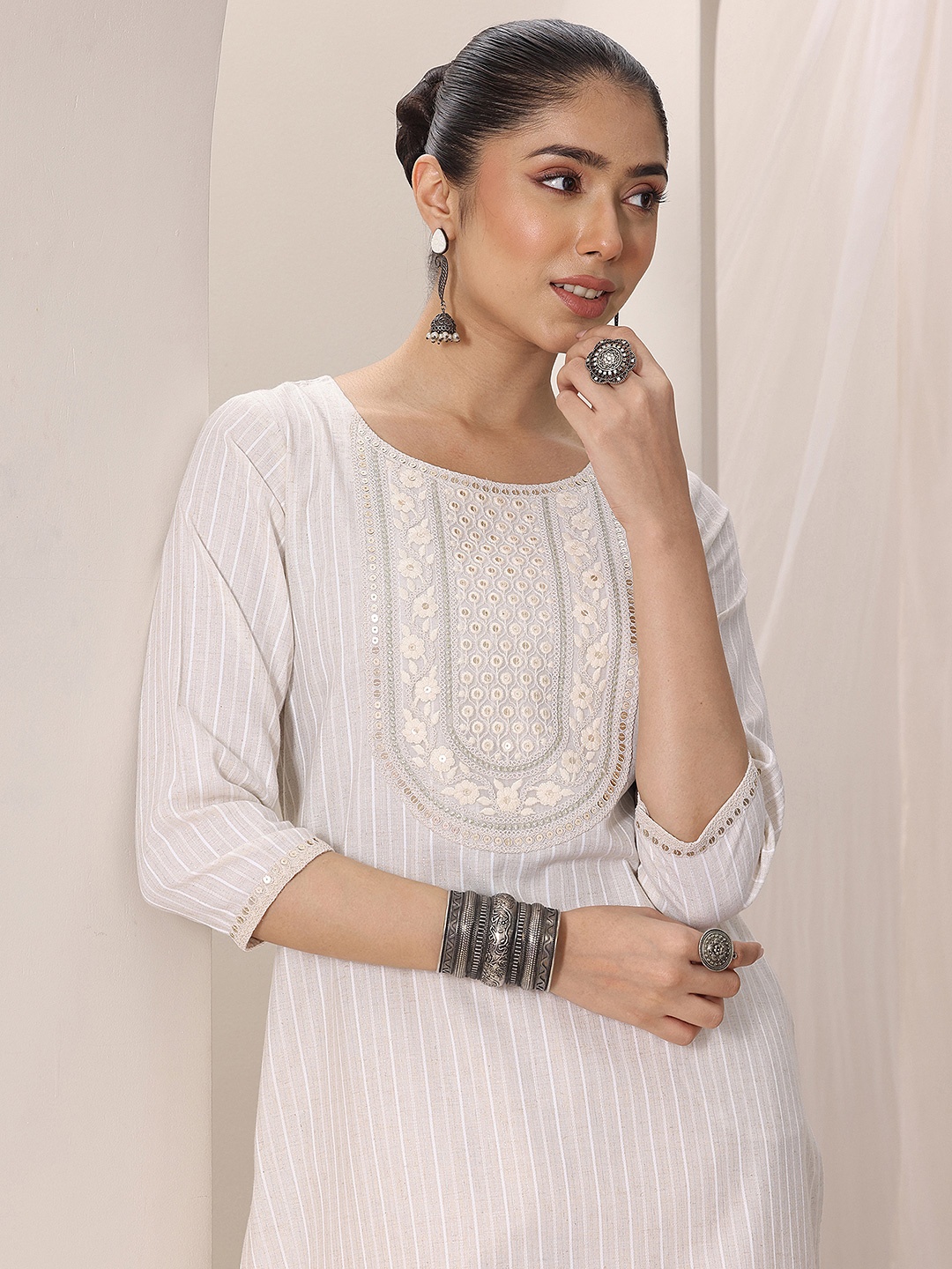 

Libas Floral Yoke Design Thread Work Round Neck Straight Kurta, Off white