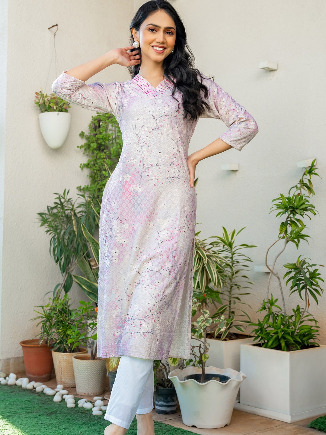 

PRETTY PALLU Floral Embroidered Sequinned V-Neck Straight Kurta, Pink