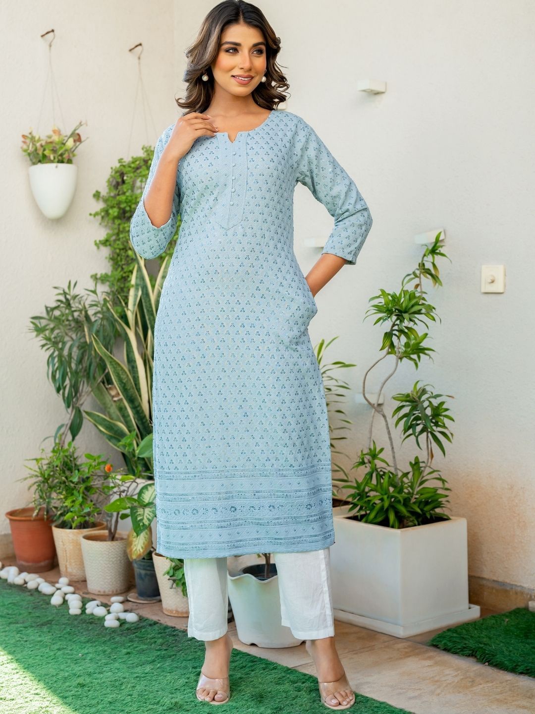 

PRETTY PALLU Floral Embroidered Sequinned Notch Neck Straight Kurta, Blue