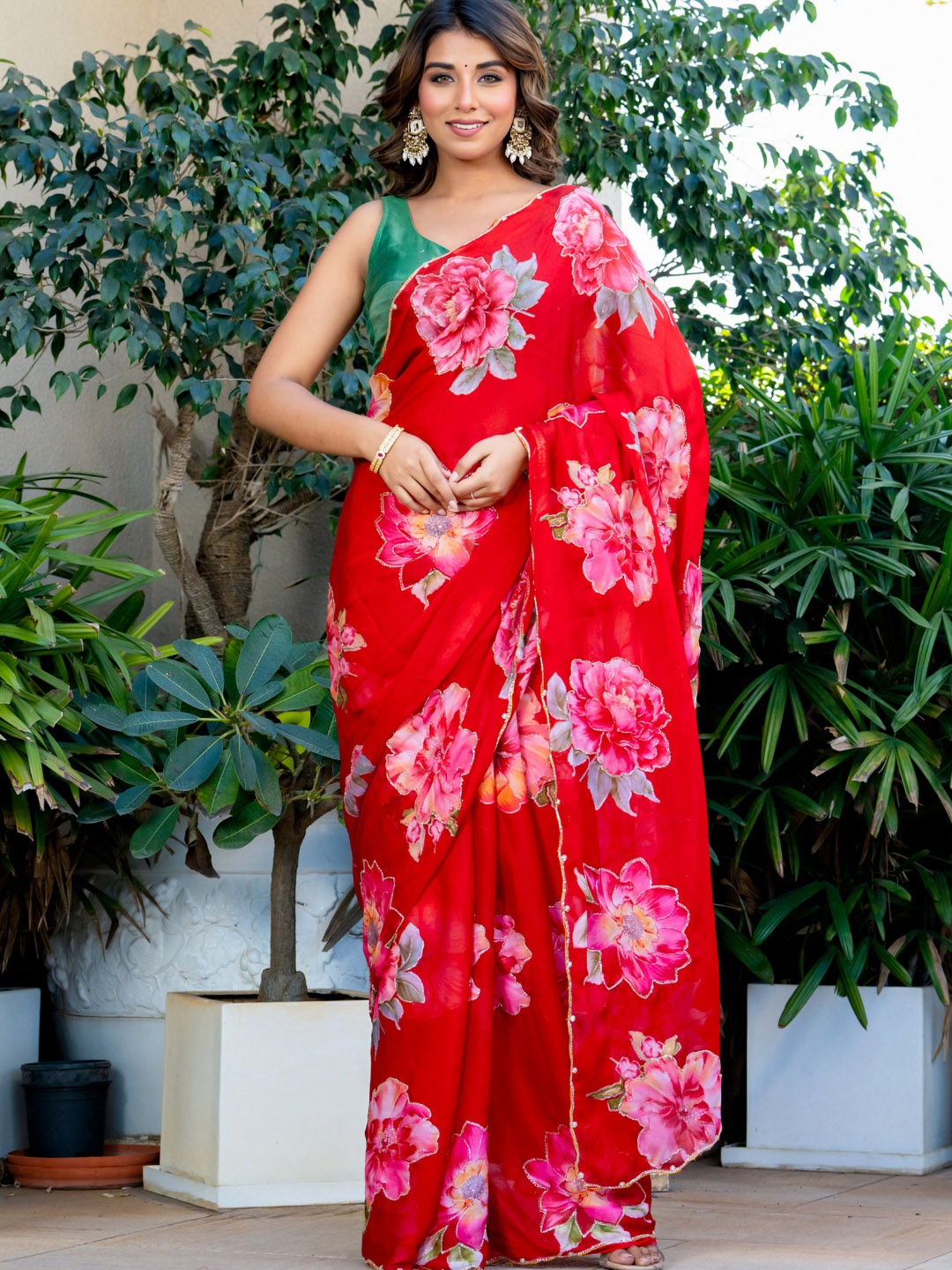 

PRETTY PALLU Floral Printed Pure Chiffon Bagh Saree, Red
