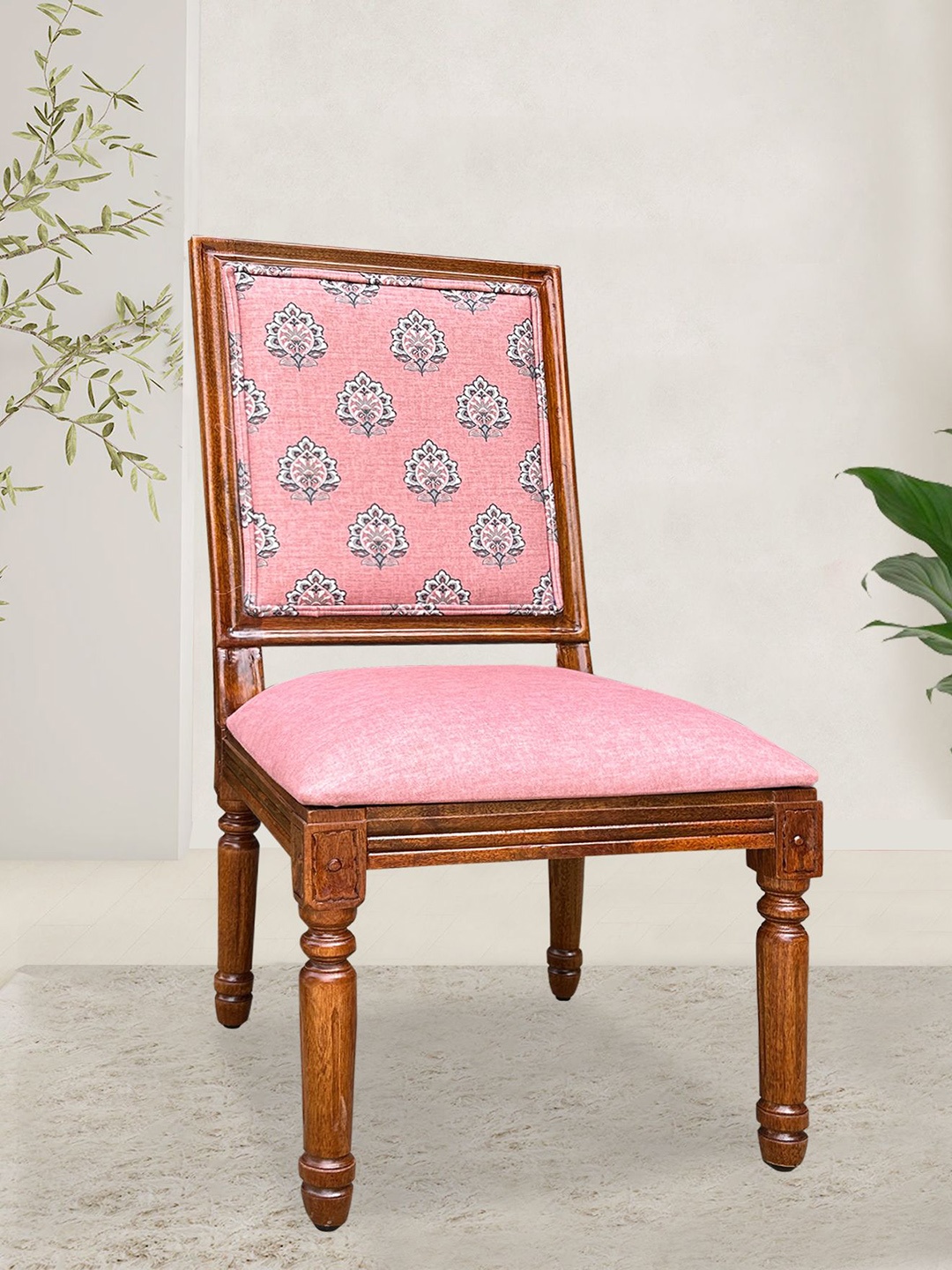 

GLOBALLY INDIAN Pink & Brown Printed Vintage-Style Wooden Lounge Chair