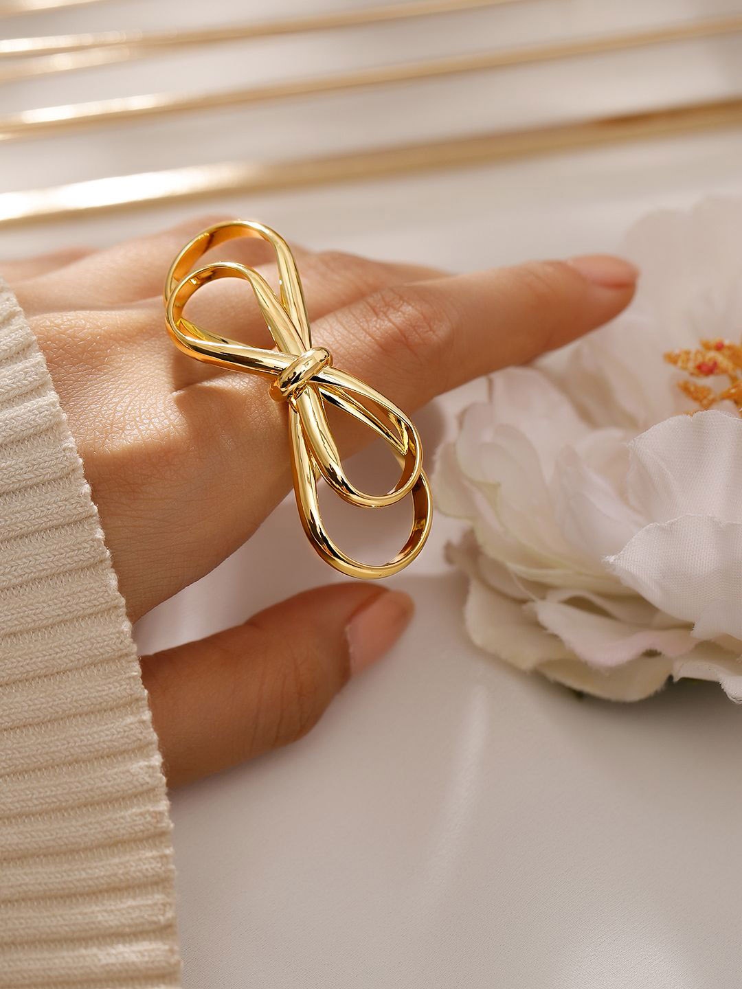 

Rubans Voguish 18K Gold Plated Adjustable Bow Knot Ring